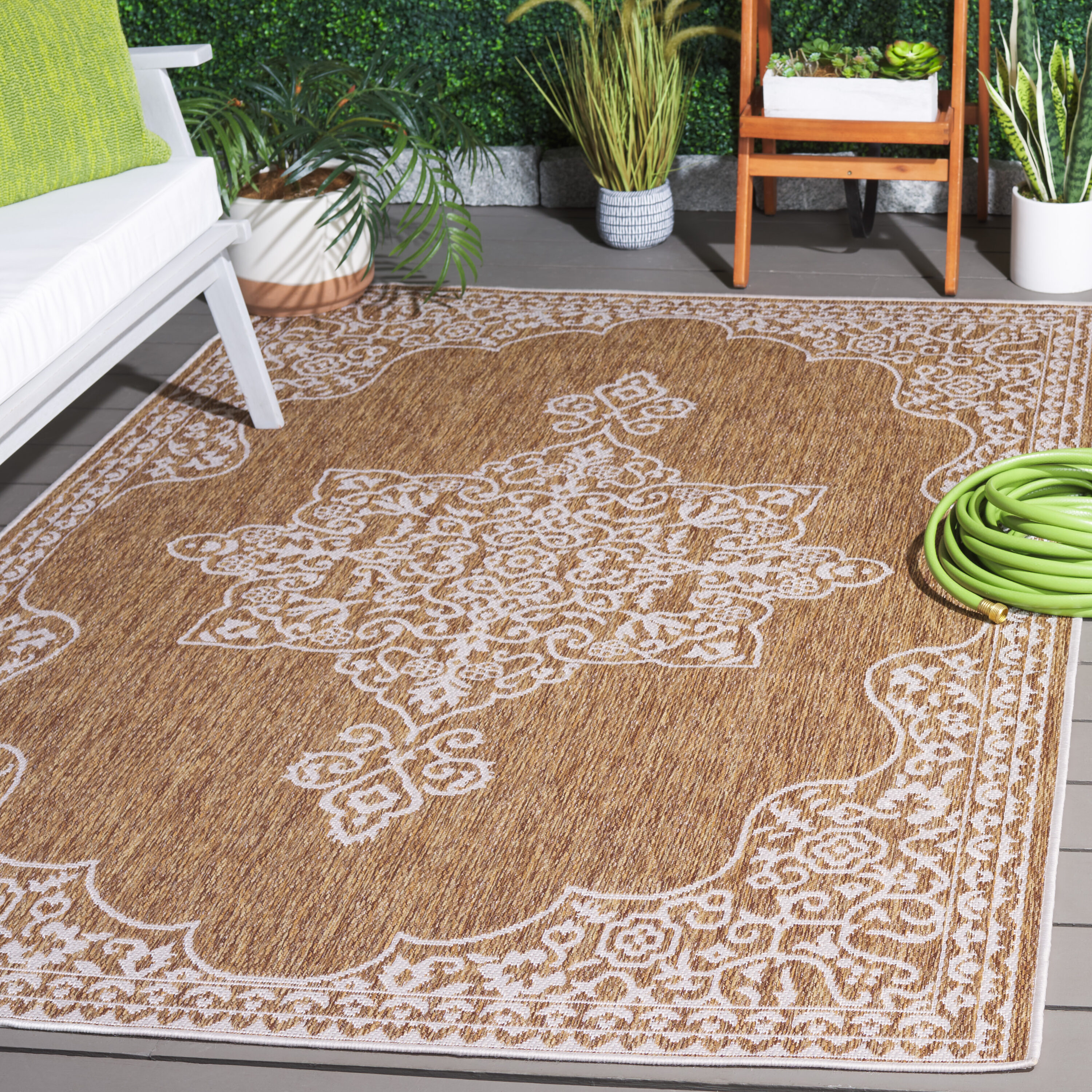 Beach House 292T Brown/Ivory 4ft x 6ft Small Rectangle Rug