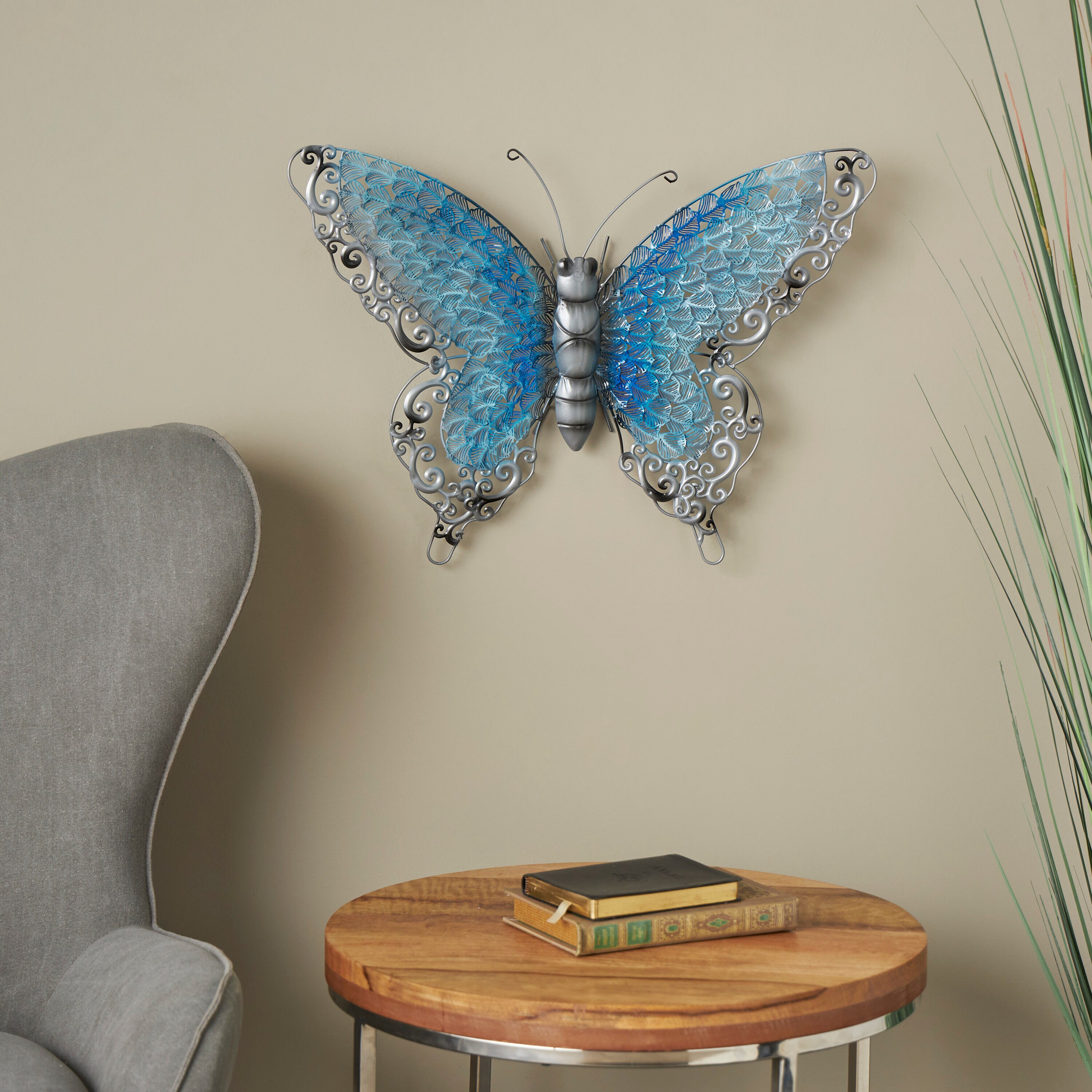 Grayson Lane 58527 21-in W x 16-in H Metal Butterfly Animals Wall sculpture