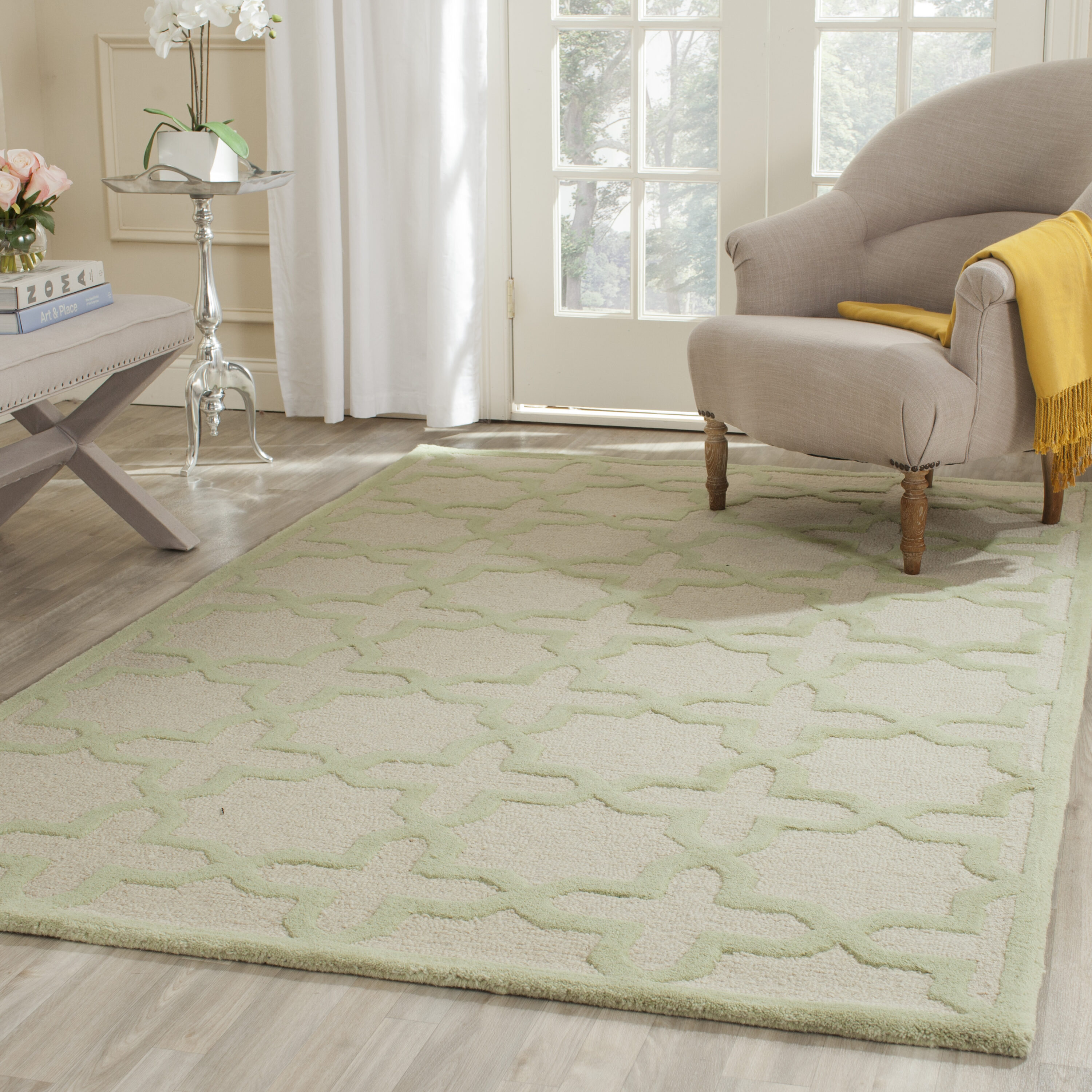  Cambridge 125 Ivory/Light Green Contemporary 5ft x 8ft Medium Rectangle Rug