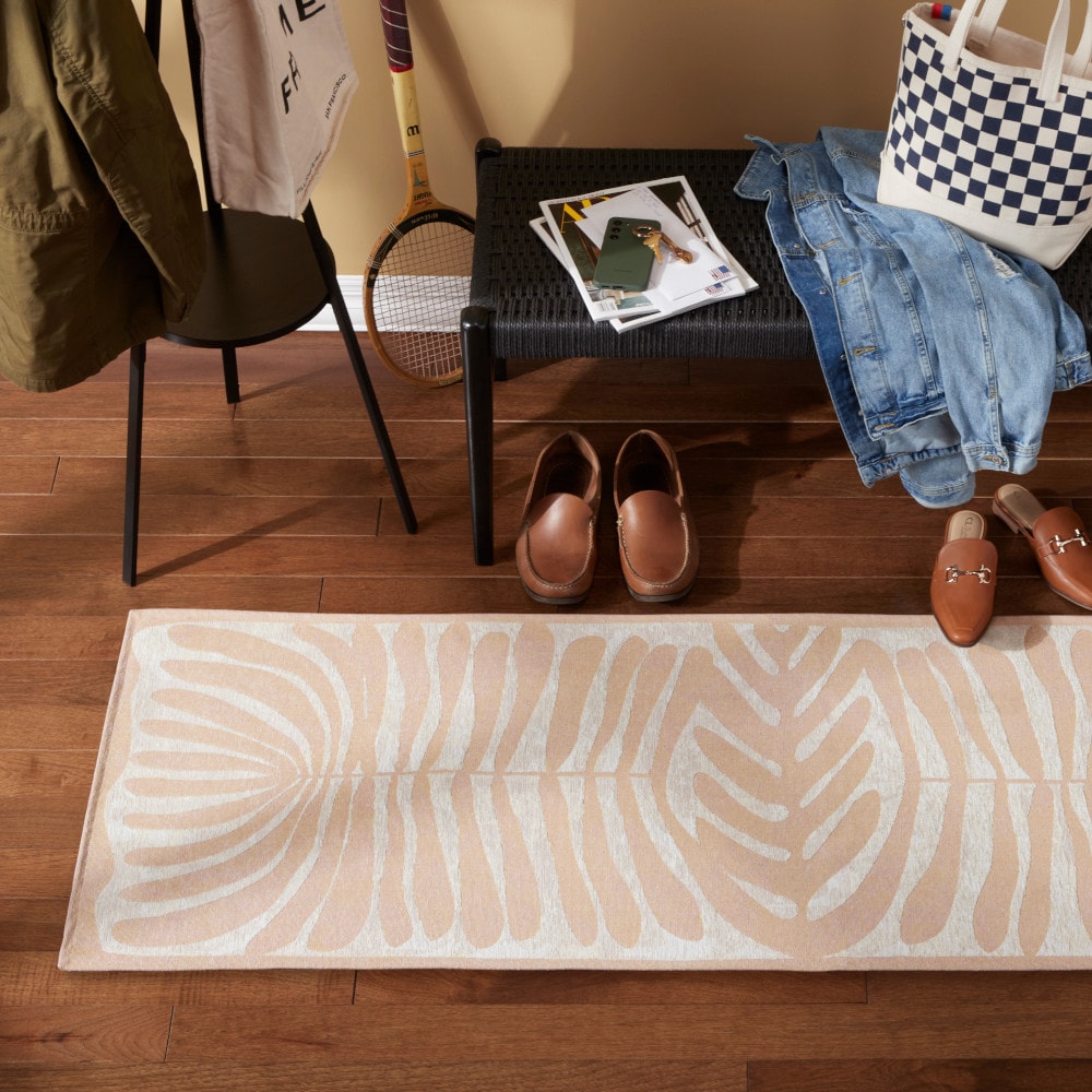 Town & Country Living 3A-E006-179 24-in x 72-in Taupe Polyester Non-Slip Grip Indoor Decorative Door Mat