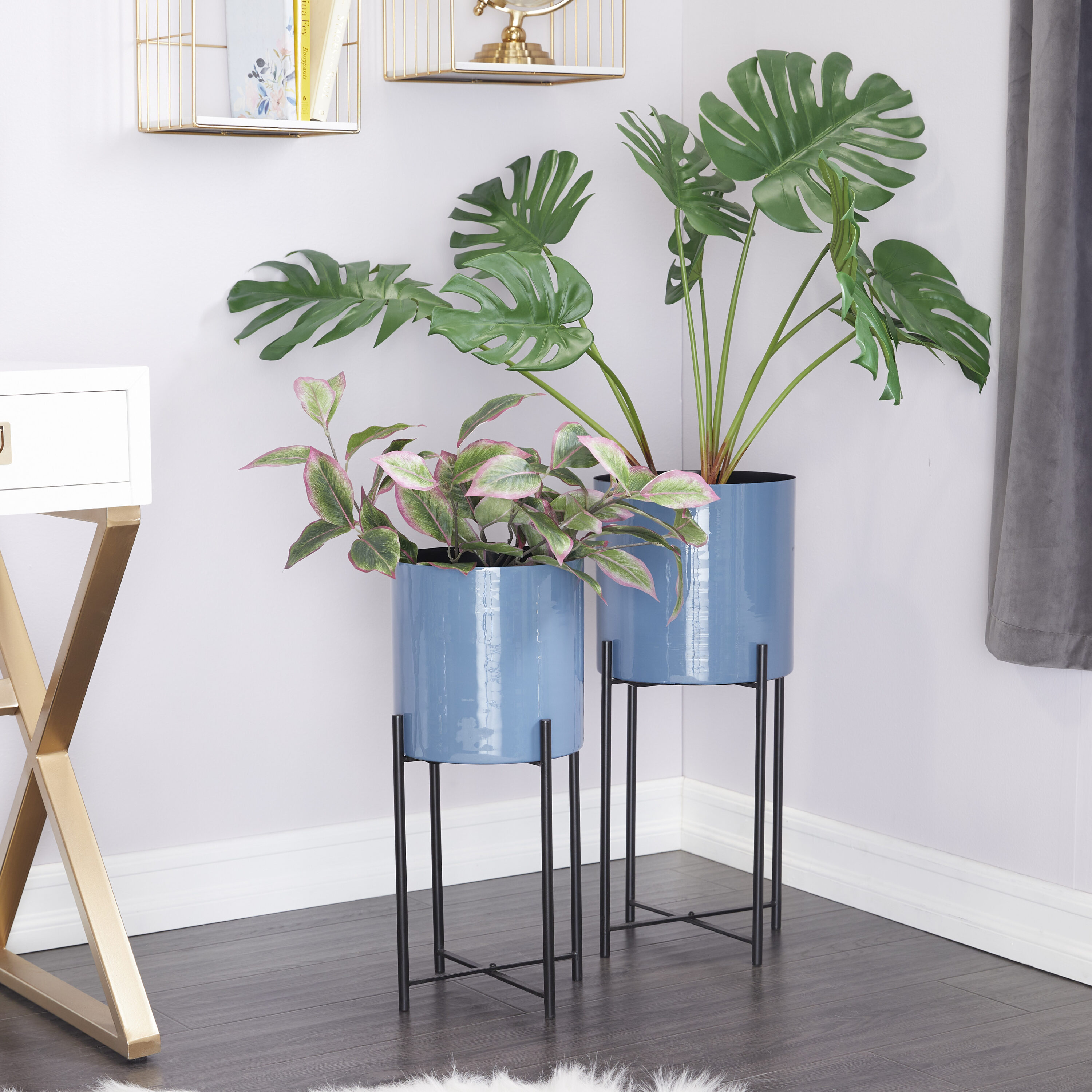 Grayson Lane 97435 2 -Pack Round 10.0-in W Large Blue Metal Contemporary/Modern Indoor/Outdoor Planter Stand Included