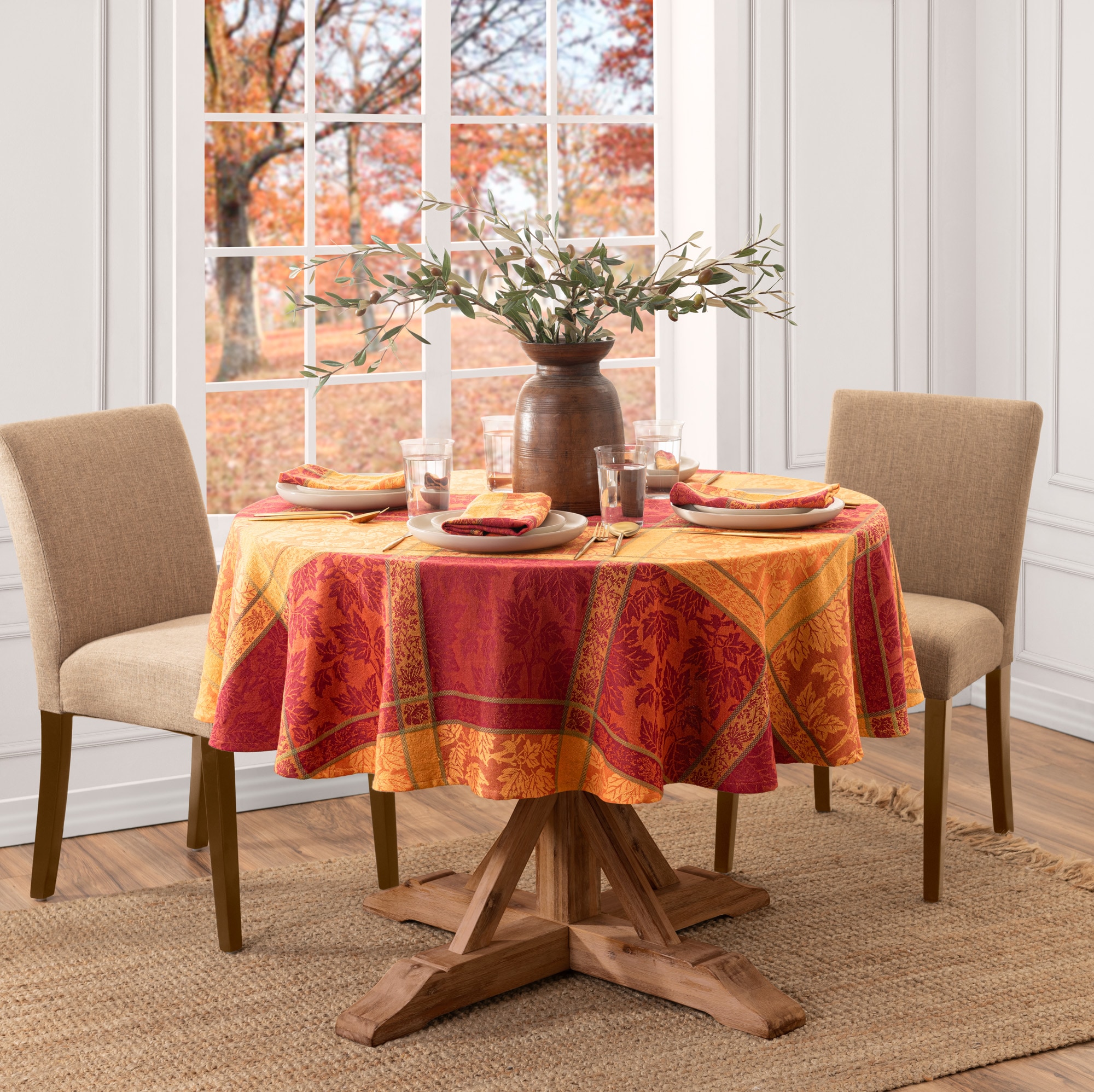 Elrene Home Fashions 194590274474 Maplewood Jacquard Harvest Cotton 70 in. Round Indoor Multicolor Table Cover for 60-in round