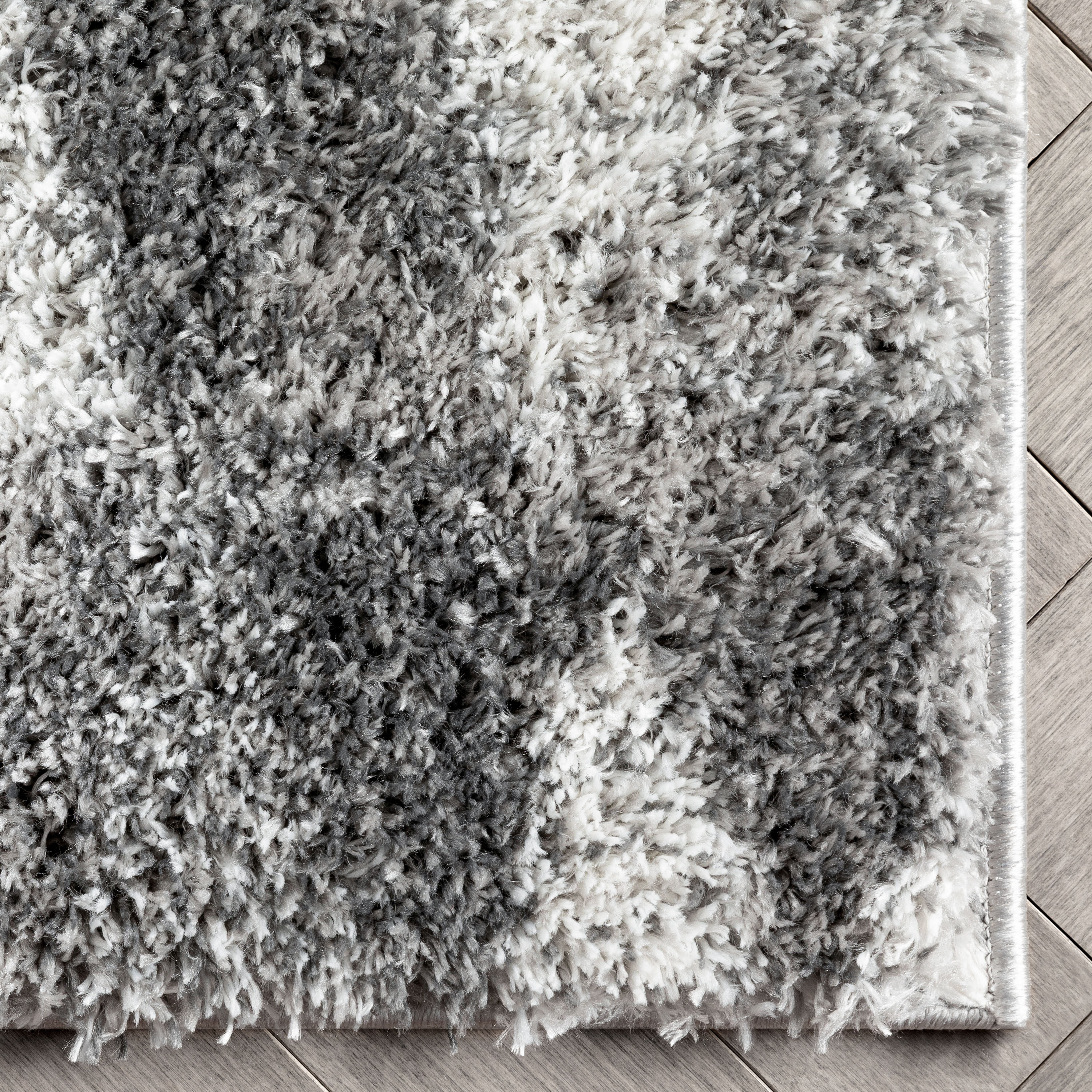 Celeste Modern Shag Geometric Gray Area Rug 3'11" x 5'3"