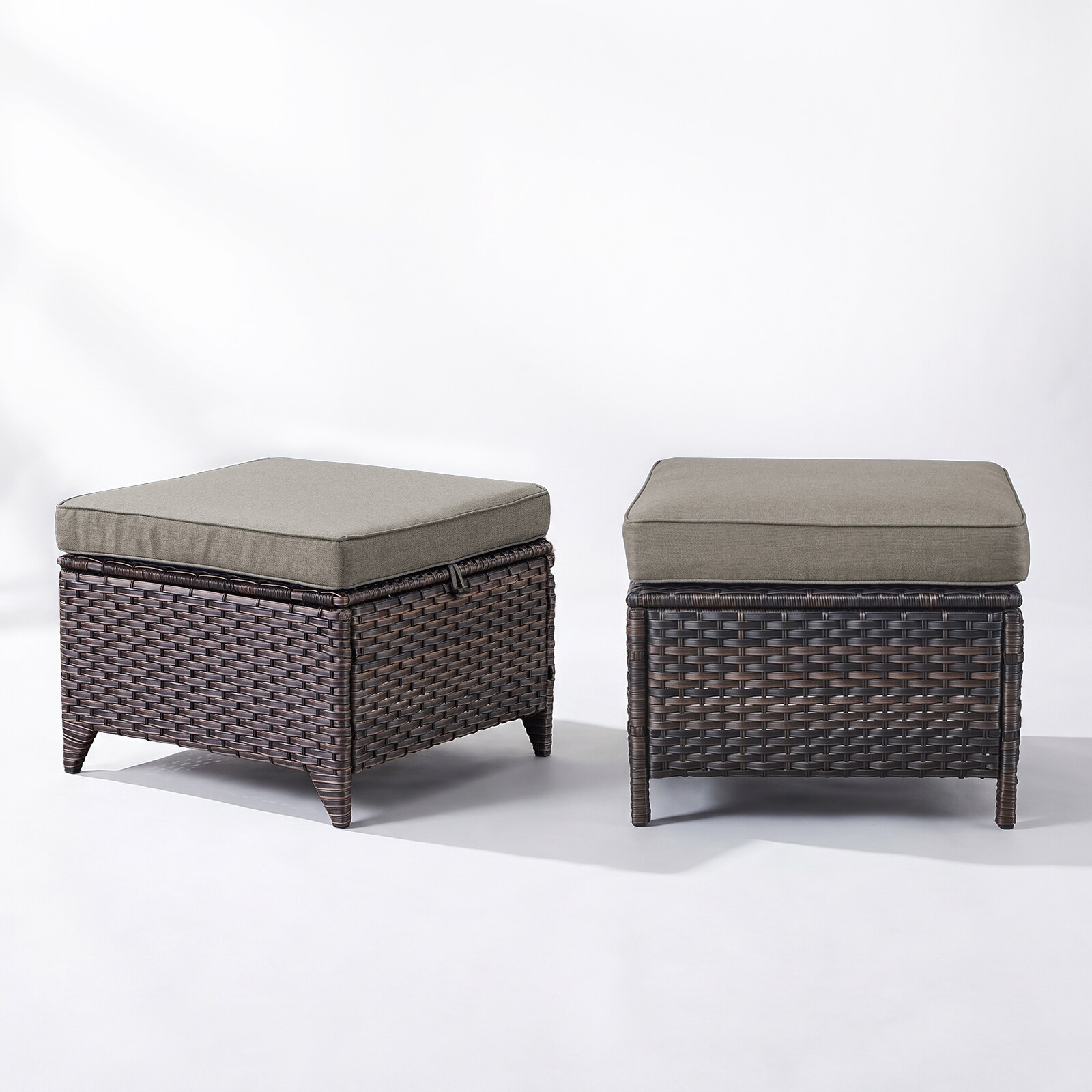 Rilyson FS014-3 Curved handrail Browm Wicker Ottoman