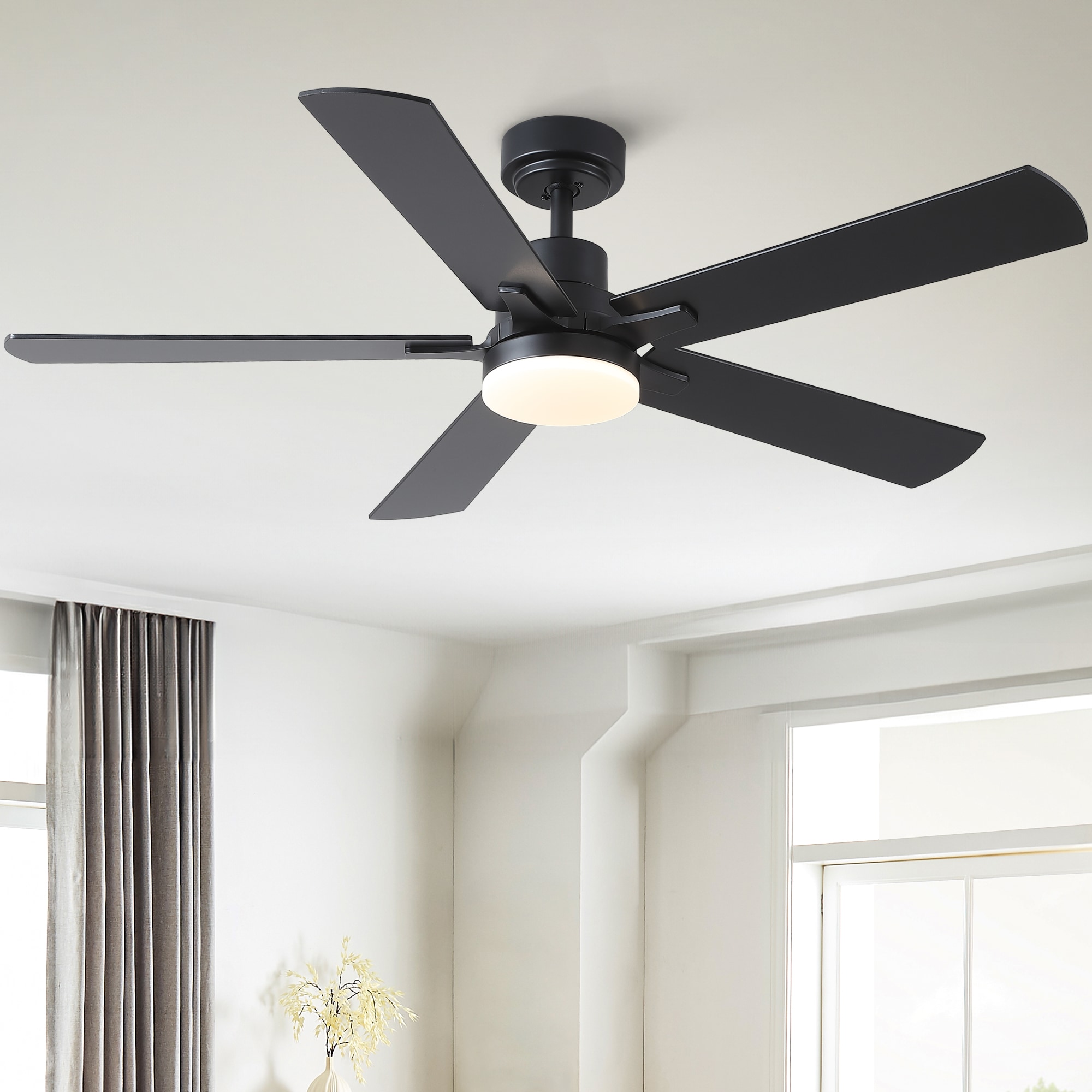 YUHAO LSDY1170ABK52 Dreams 52-in Color-Changing Integrated LED Black with Multiple finishes Blades Ceiling Fan With Light and Remote ( 5 -Blade )