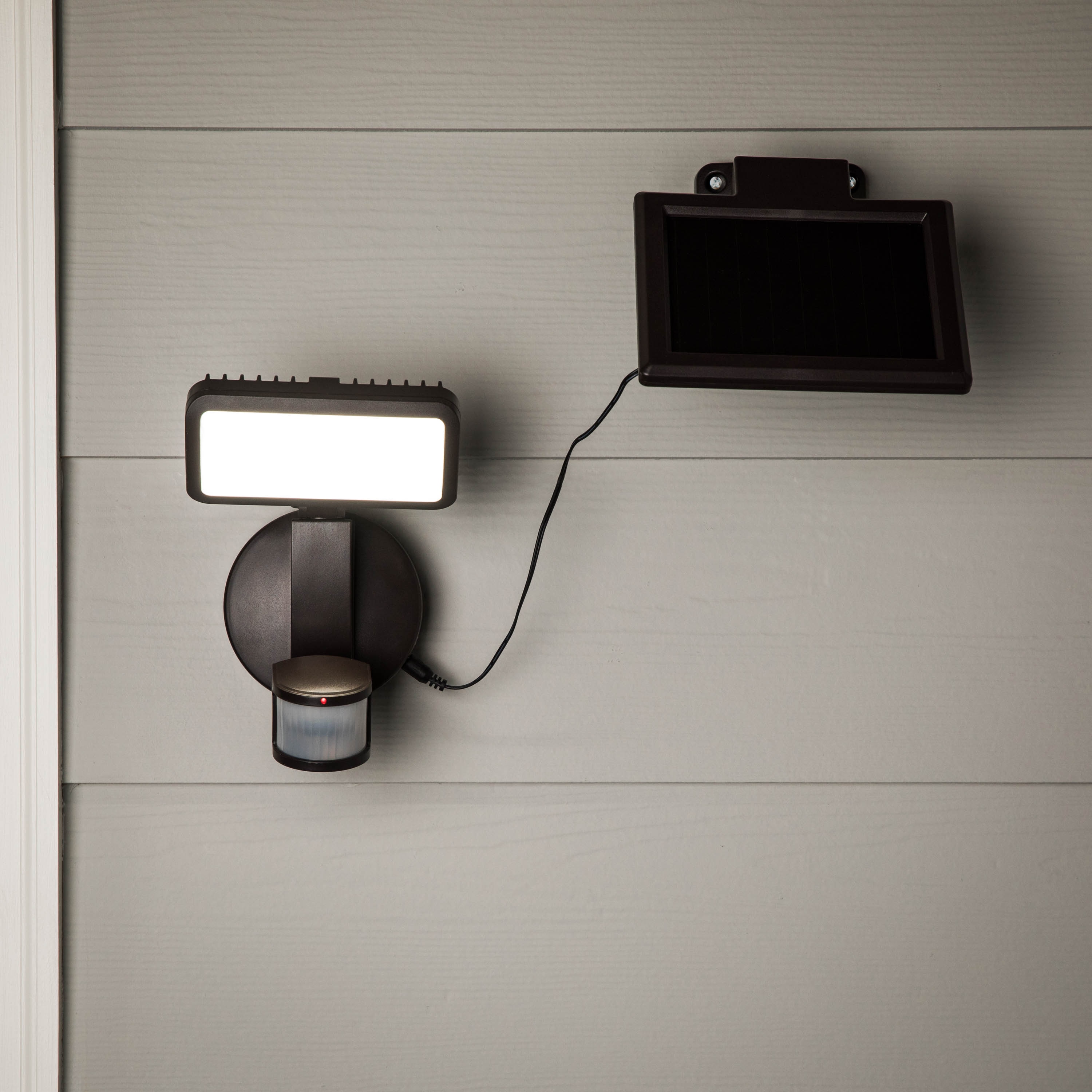 Bronze Solar Powered LED Motion Sensor Floodlight for Outdoor Security