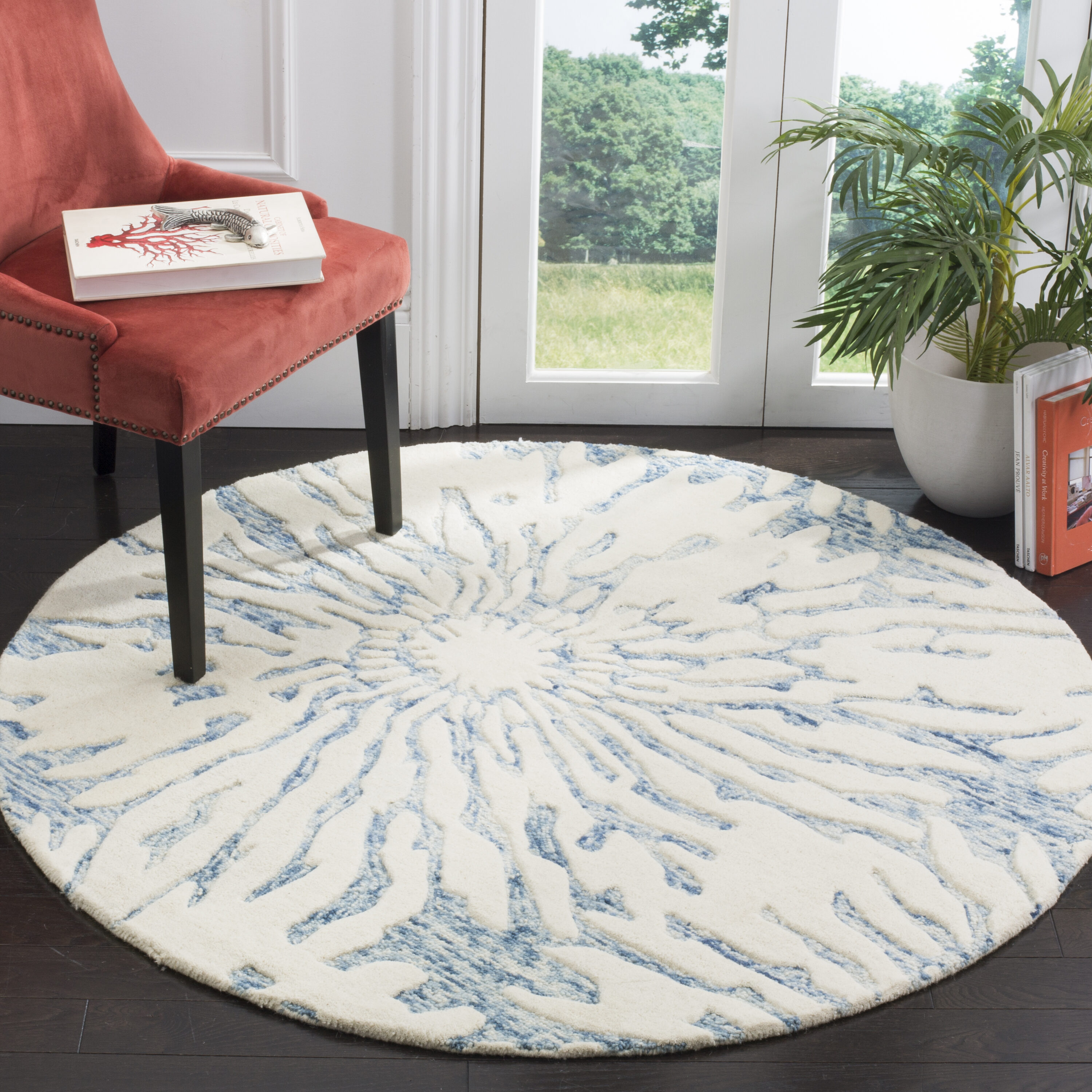 Safavieh BEL129B-5R Bella Ione 5 x 5 (ft) Tufted Wool Dark Blue/Ivory Round Indoor Abstract Area rug