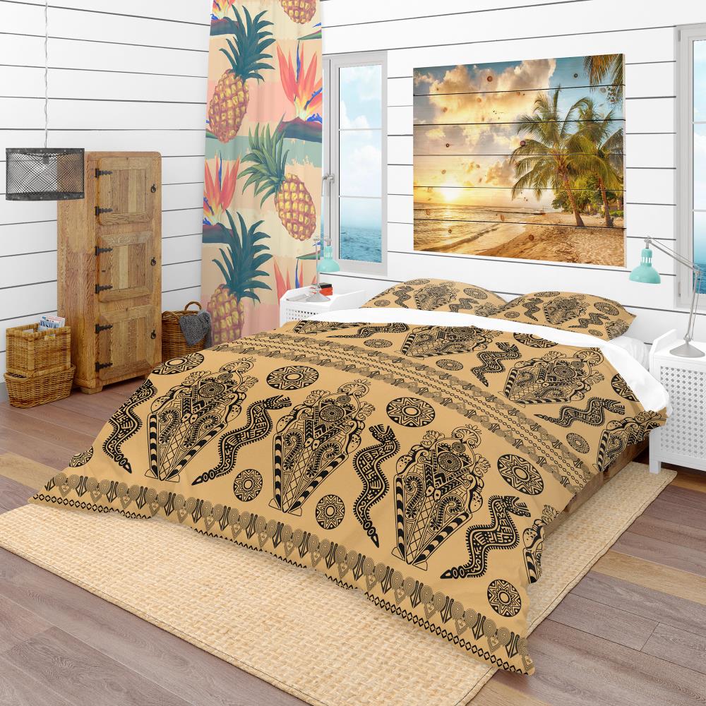Designart BED18821-Q 3 -Piece Orange Queen Duvet cover Set