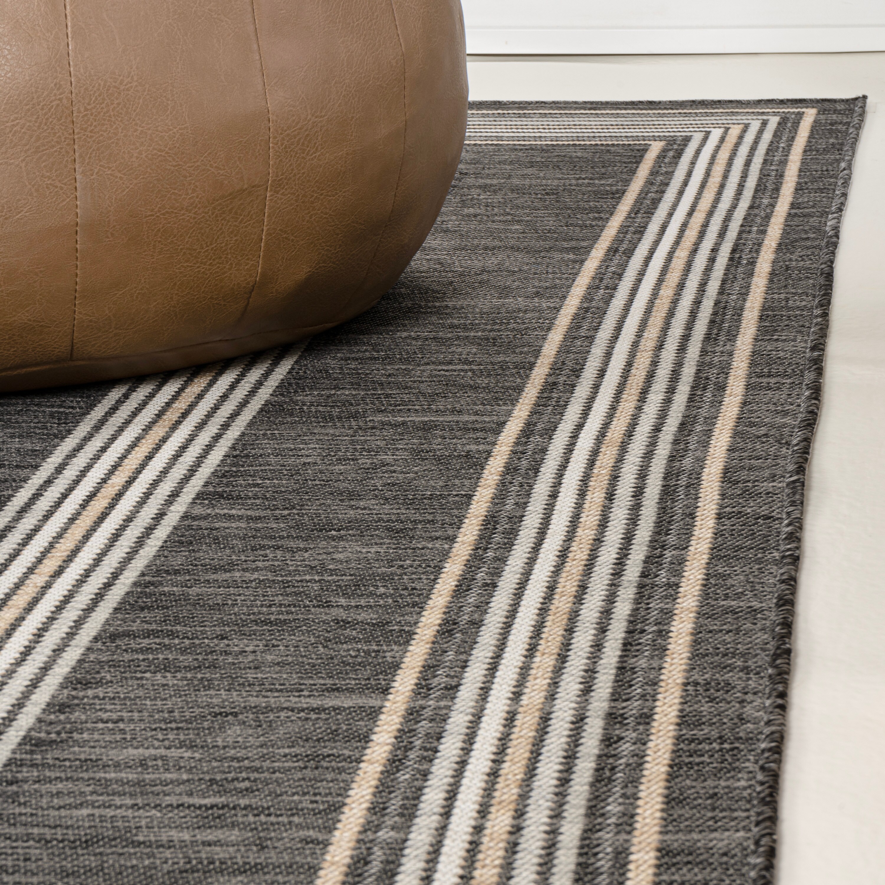JONATHAN  Y SVH101B-4 rugs - View #10