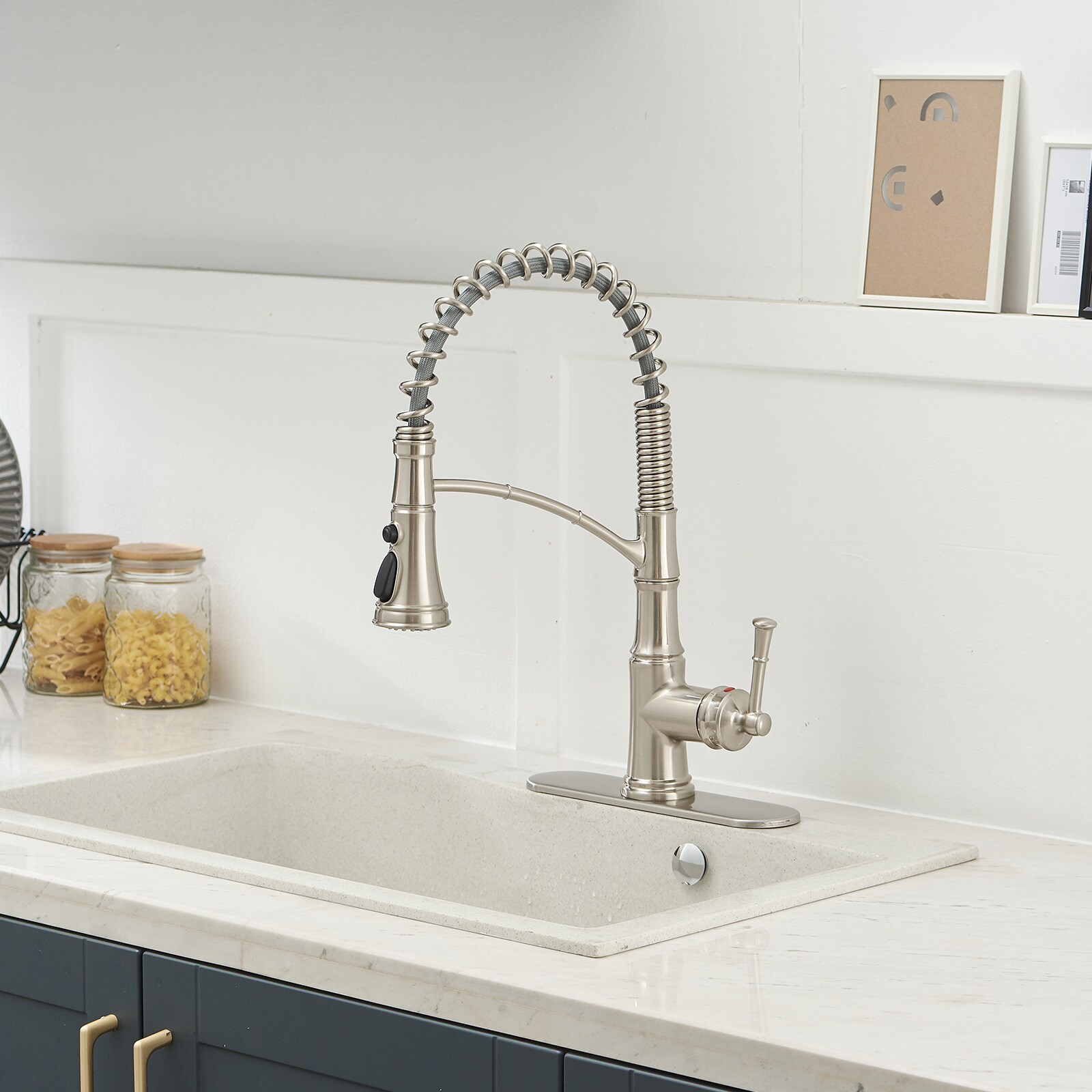 Brushed Nickel Single-Handle Pull-Down Kitchen Faucet with Deck Plate