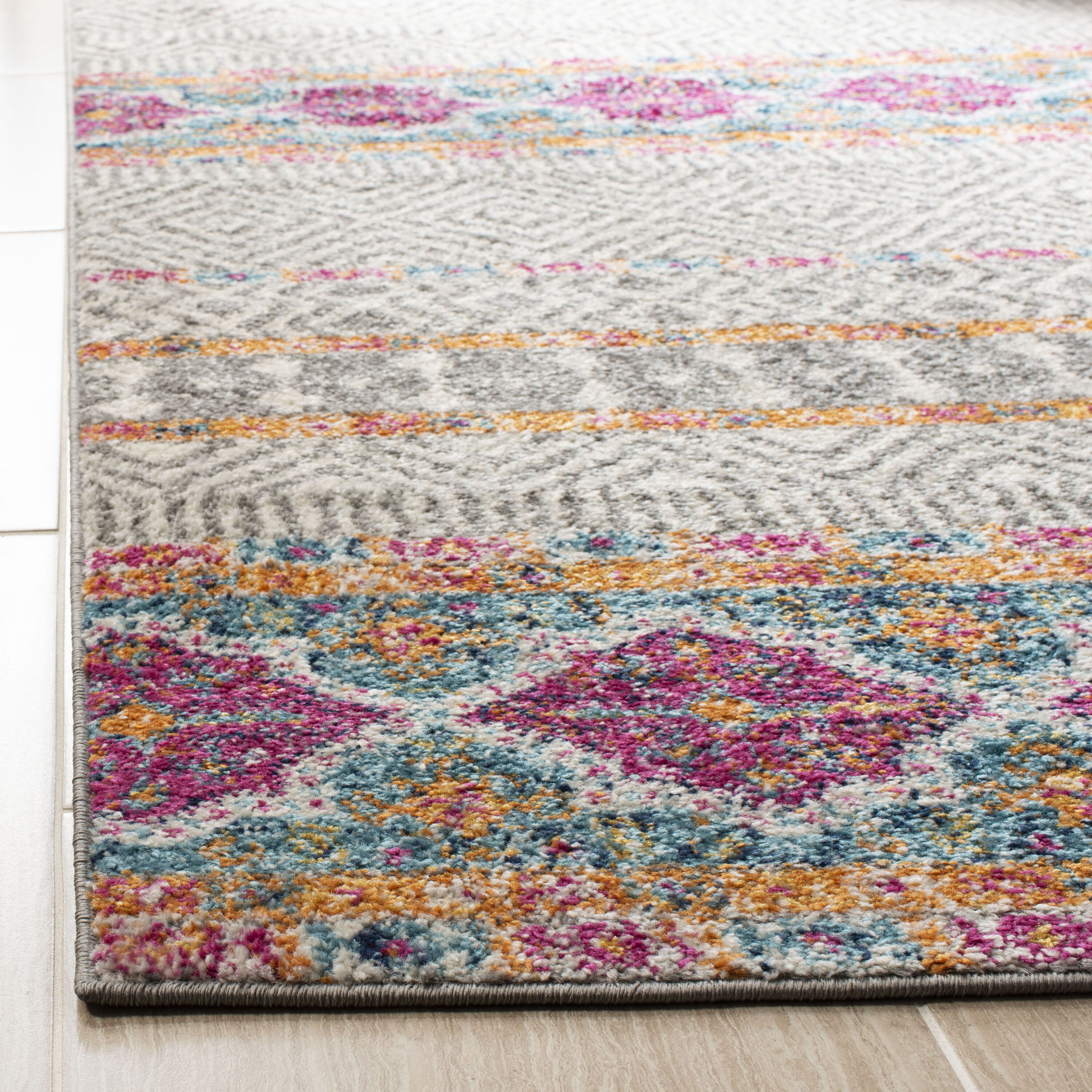 Safavieh MAD614F-7SQ rugs - View #2