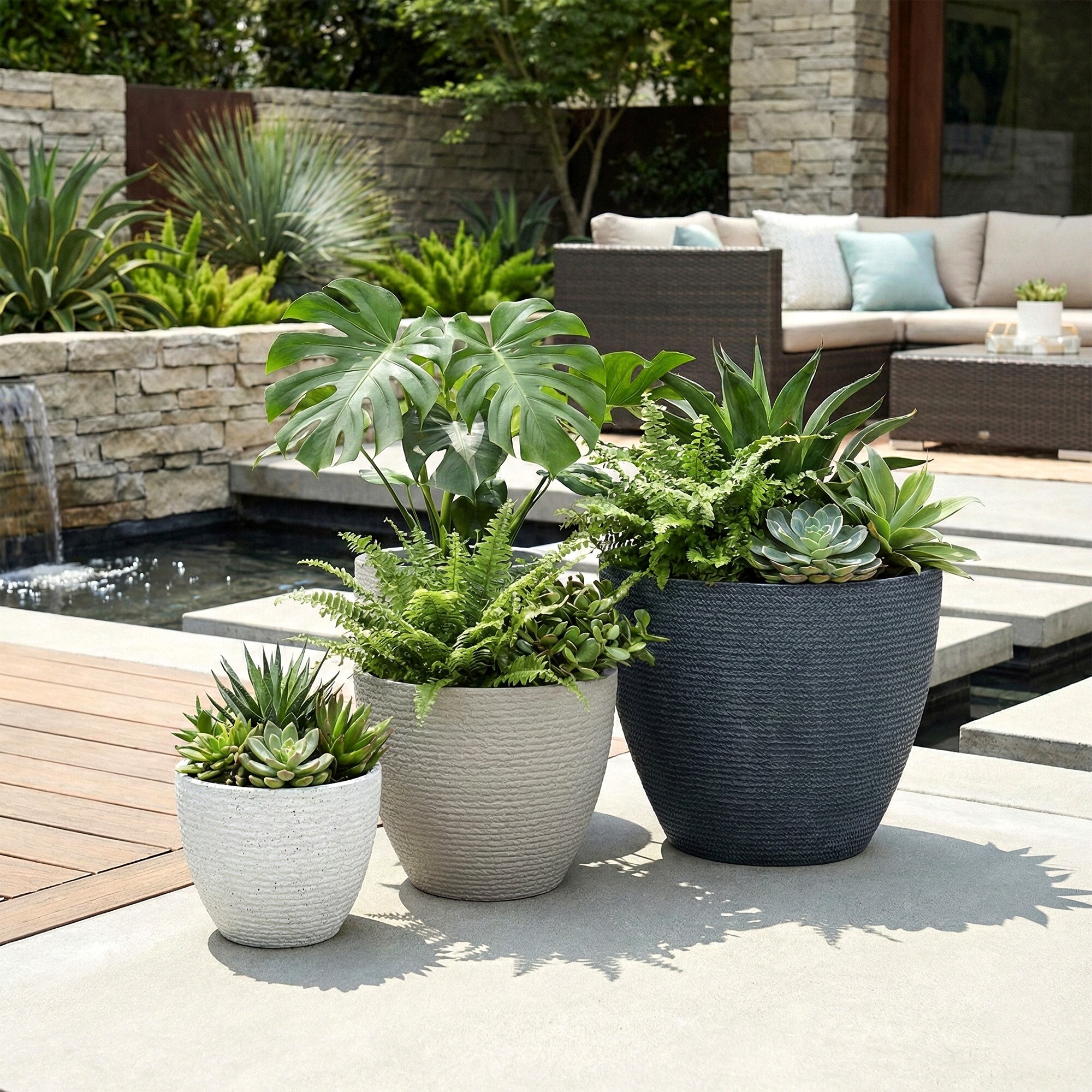 PexFix Set of 3 Small/Medium/Large Modern Ribbed PE Planters in White ...