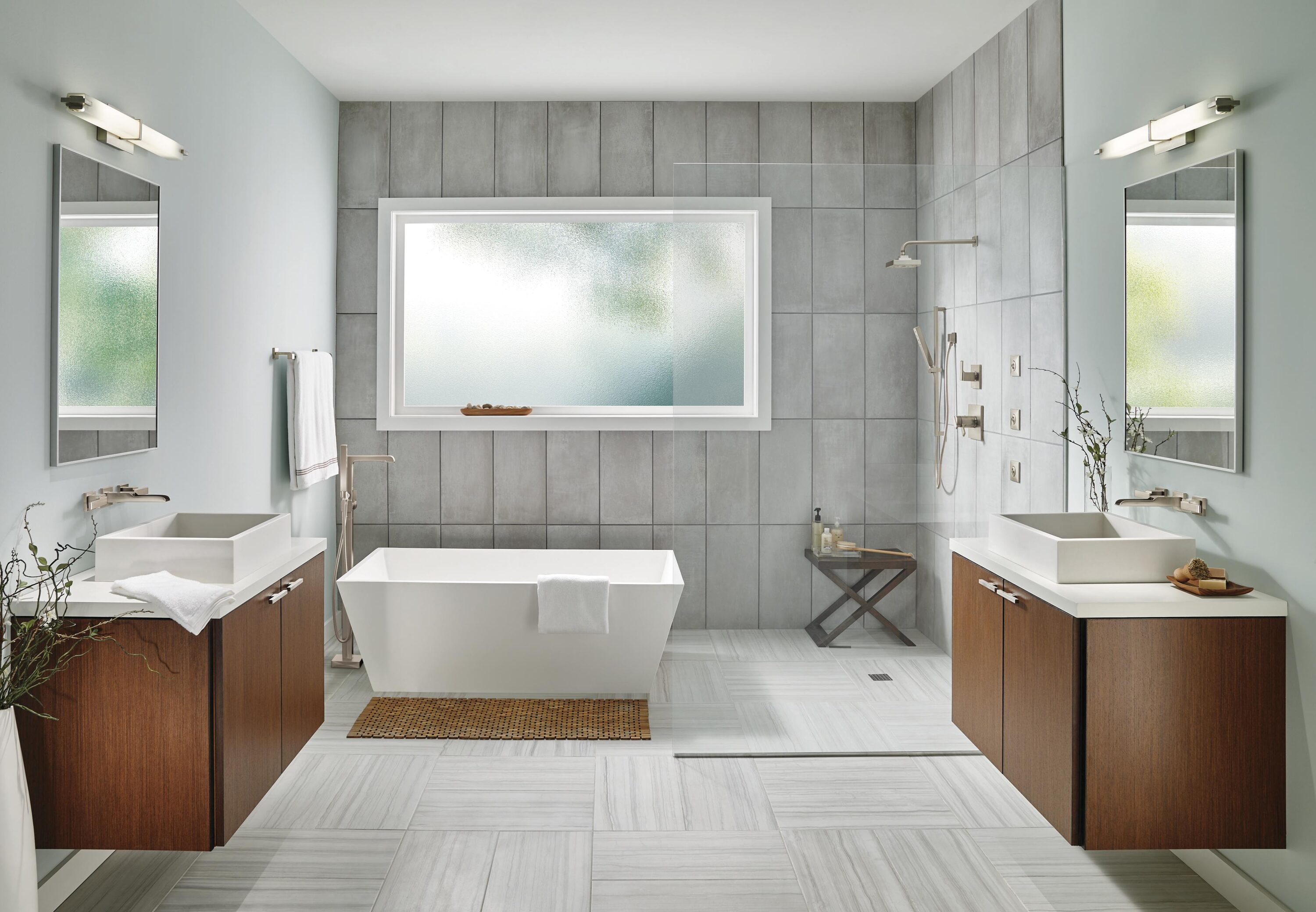 Delta T4767-SS Roman-Tub-Faucets - View #2