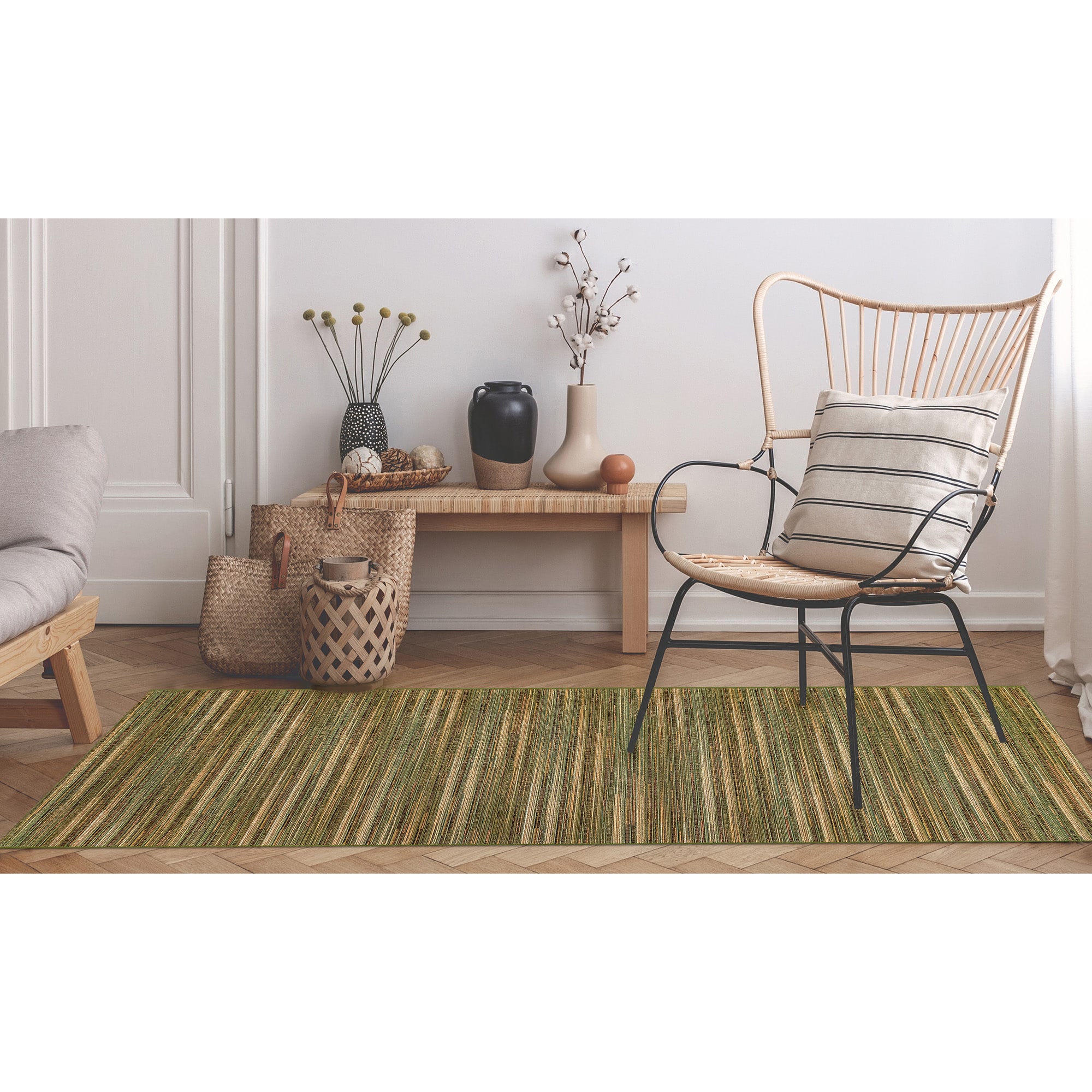 Coastal Blue Stripe Round Indoor/Outdoor Easy-Care Rug