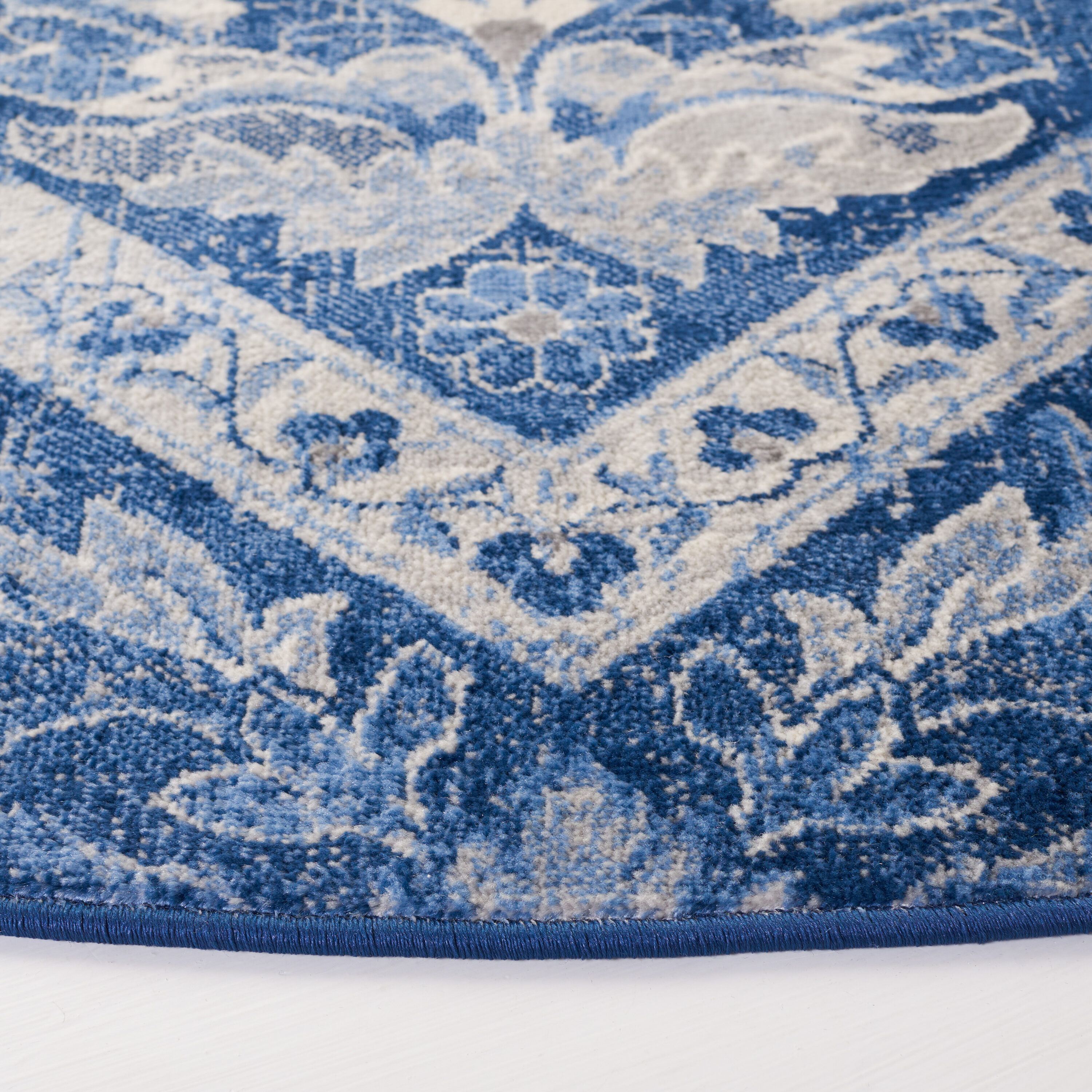 Safavieh BNT827M-7R rugs - View #3