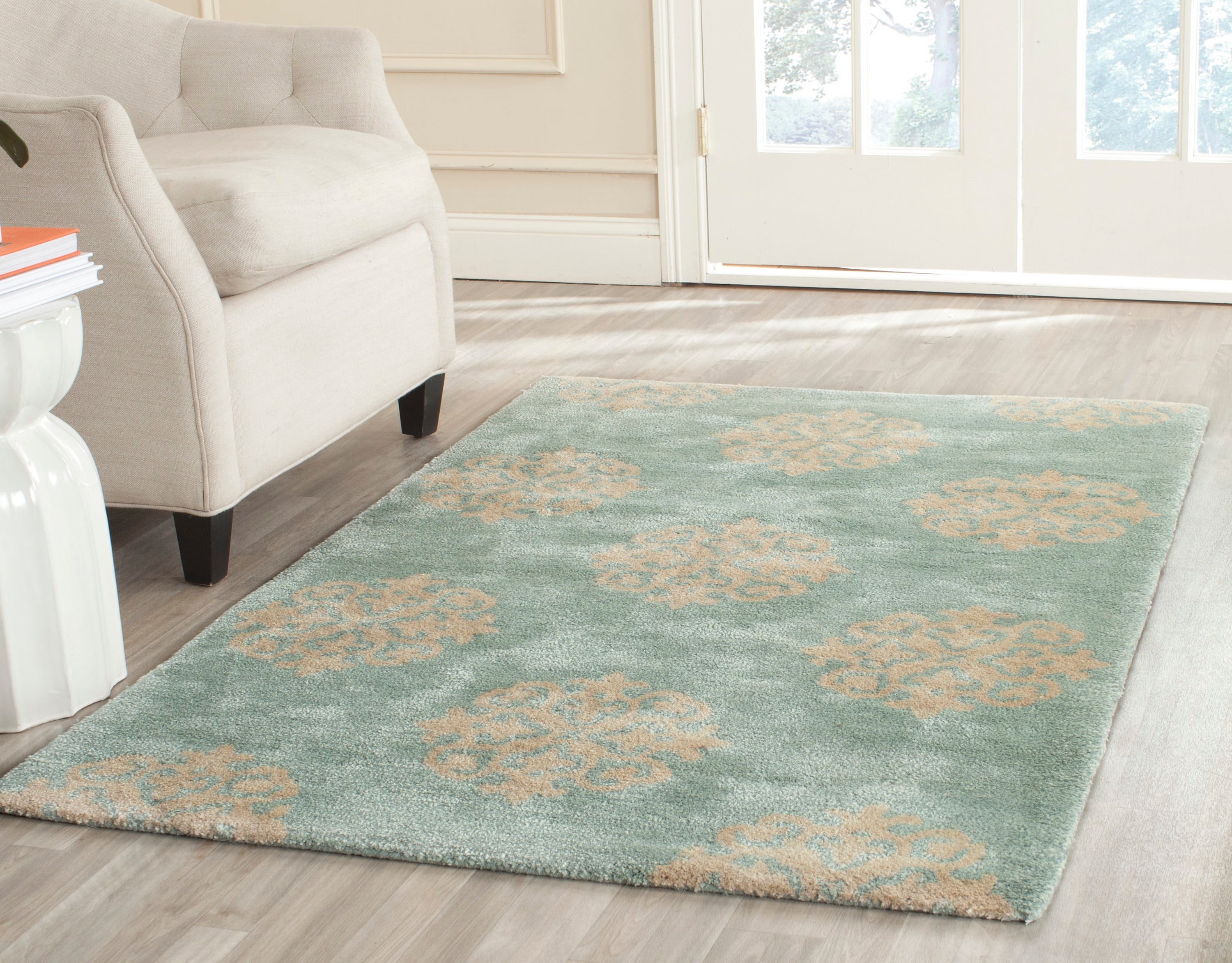 Turquoise Hand-Tufted Wool and Viscose Area Rug