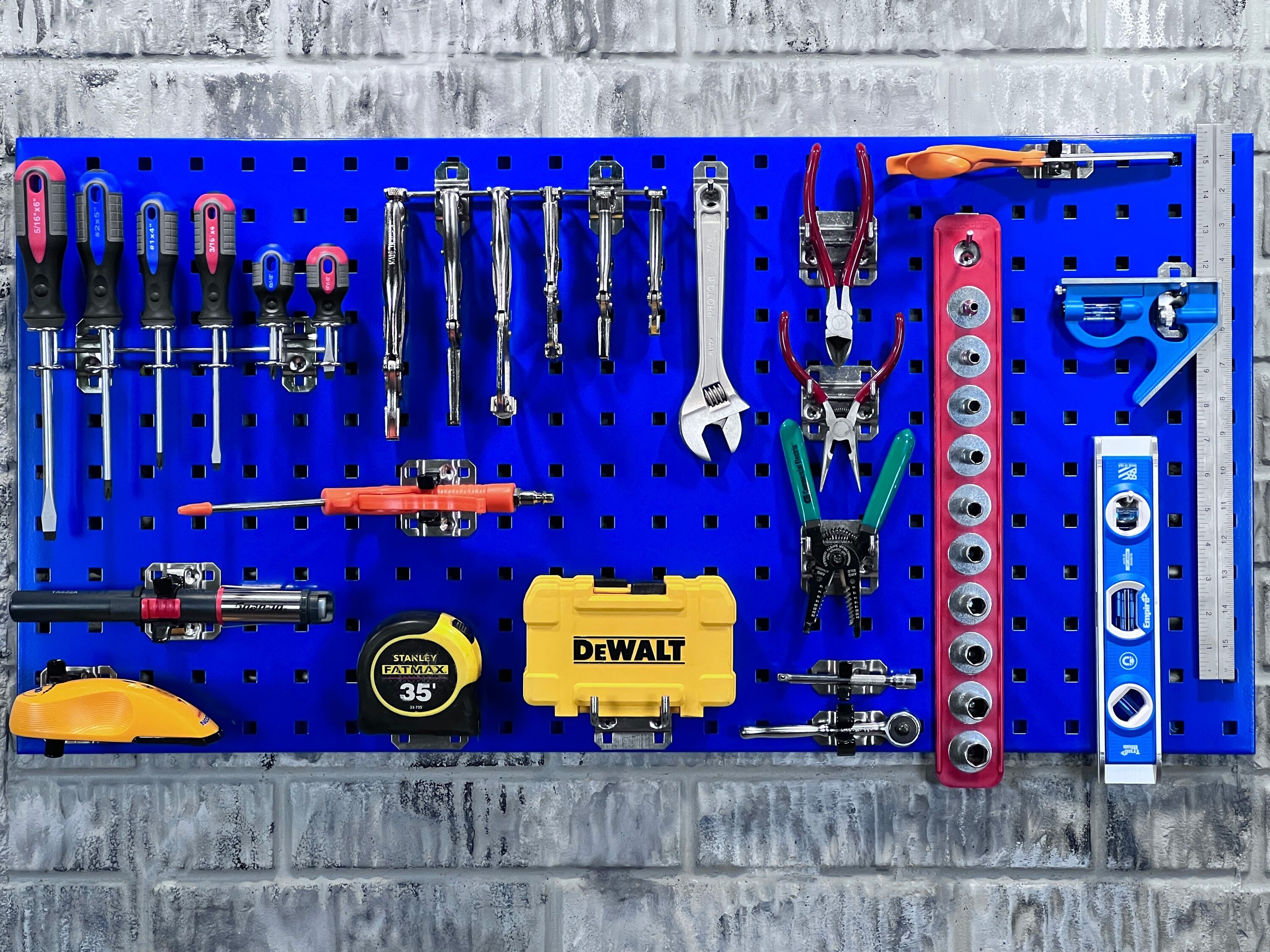 Triton Products LB18-1BH-KIT Pegboard-Acc - View #4