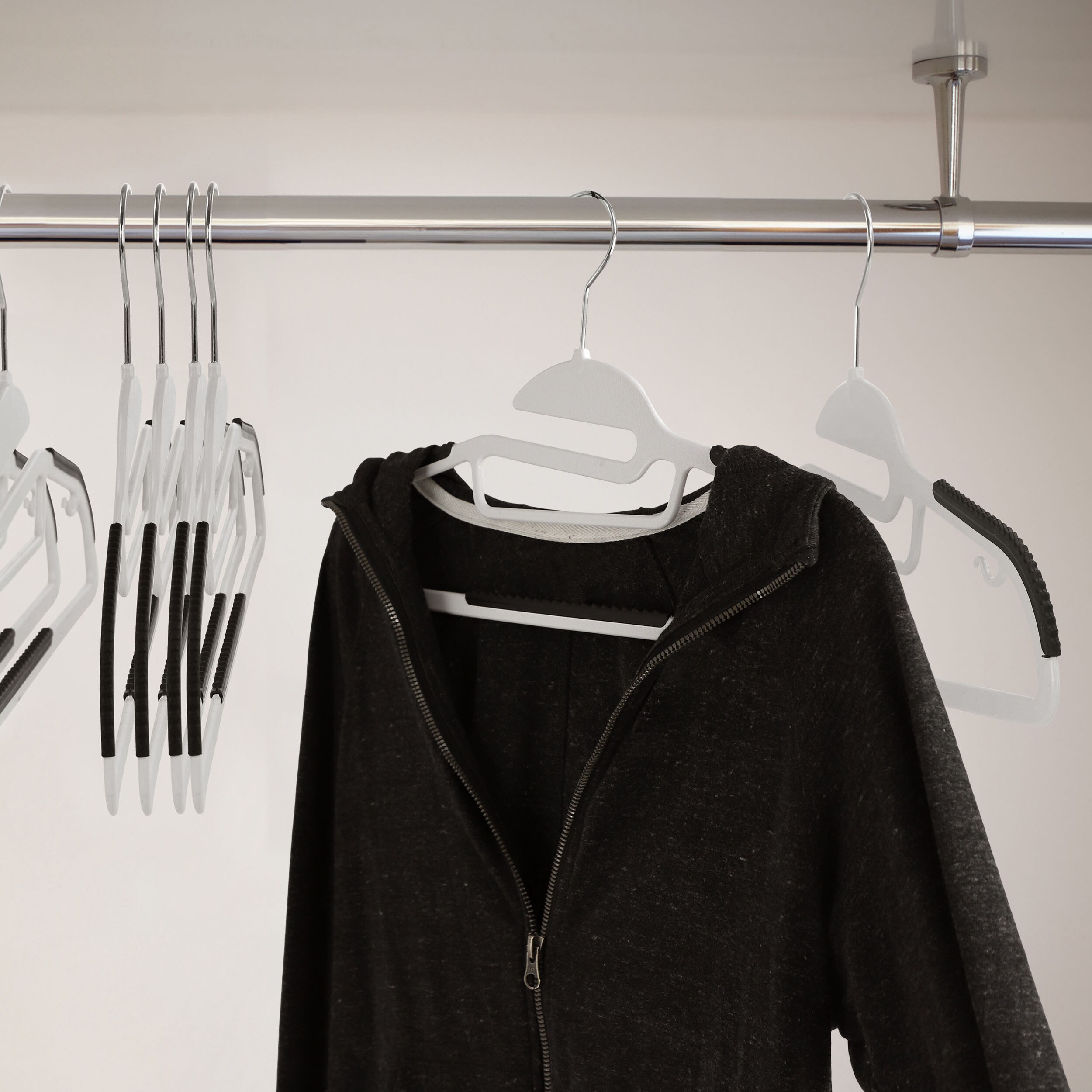 Elama 849117646M hangers - View #8