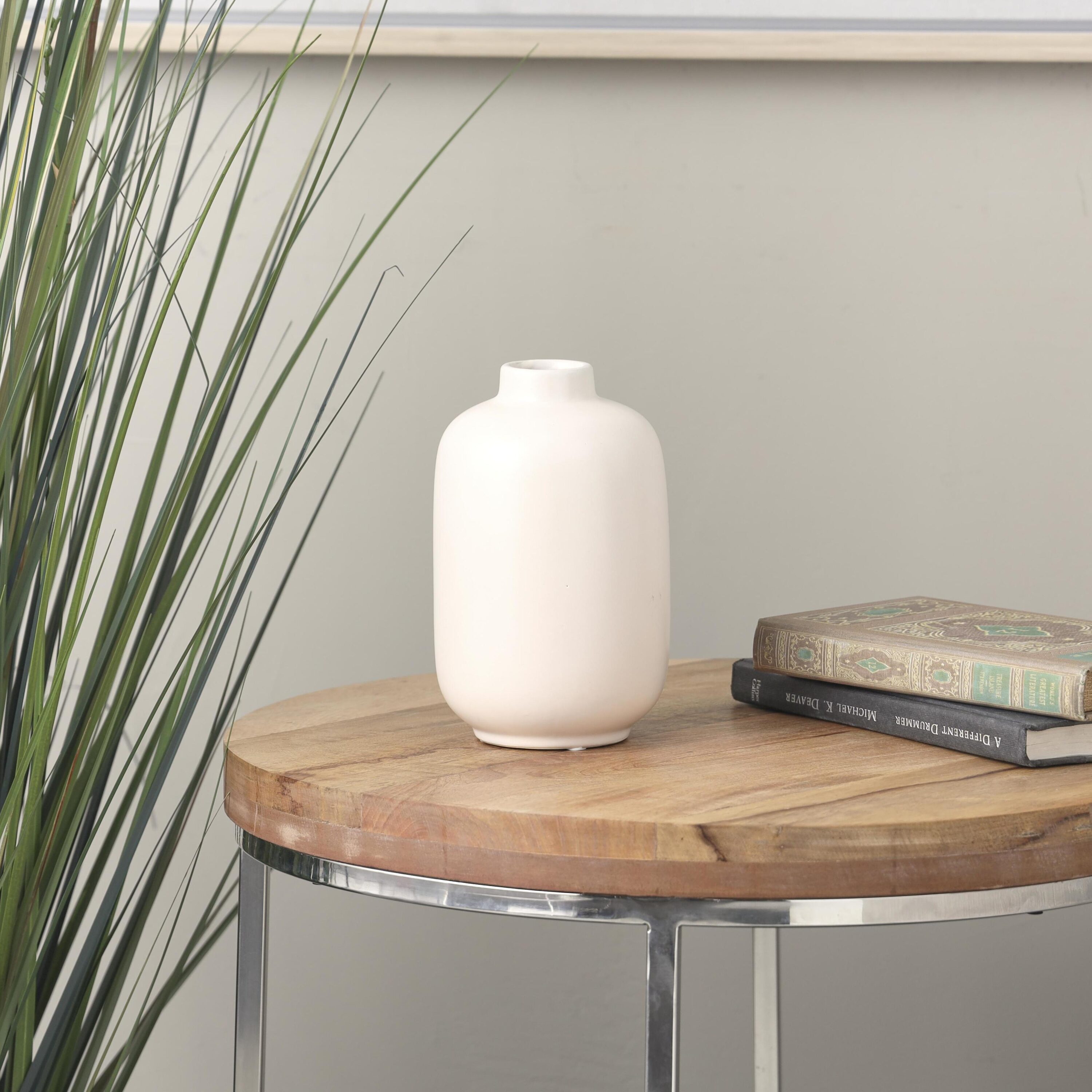 White Ceramic Cylinder Table Vase