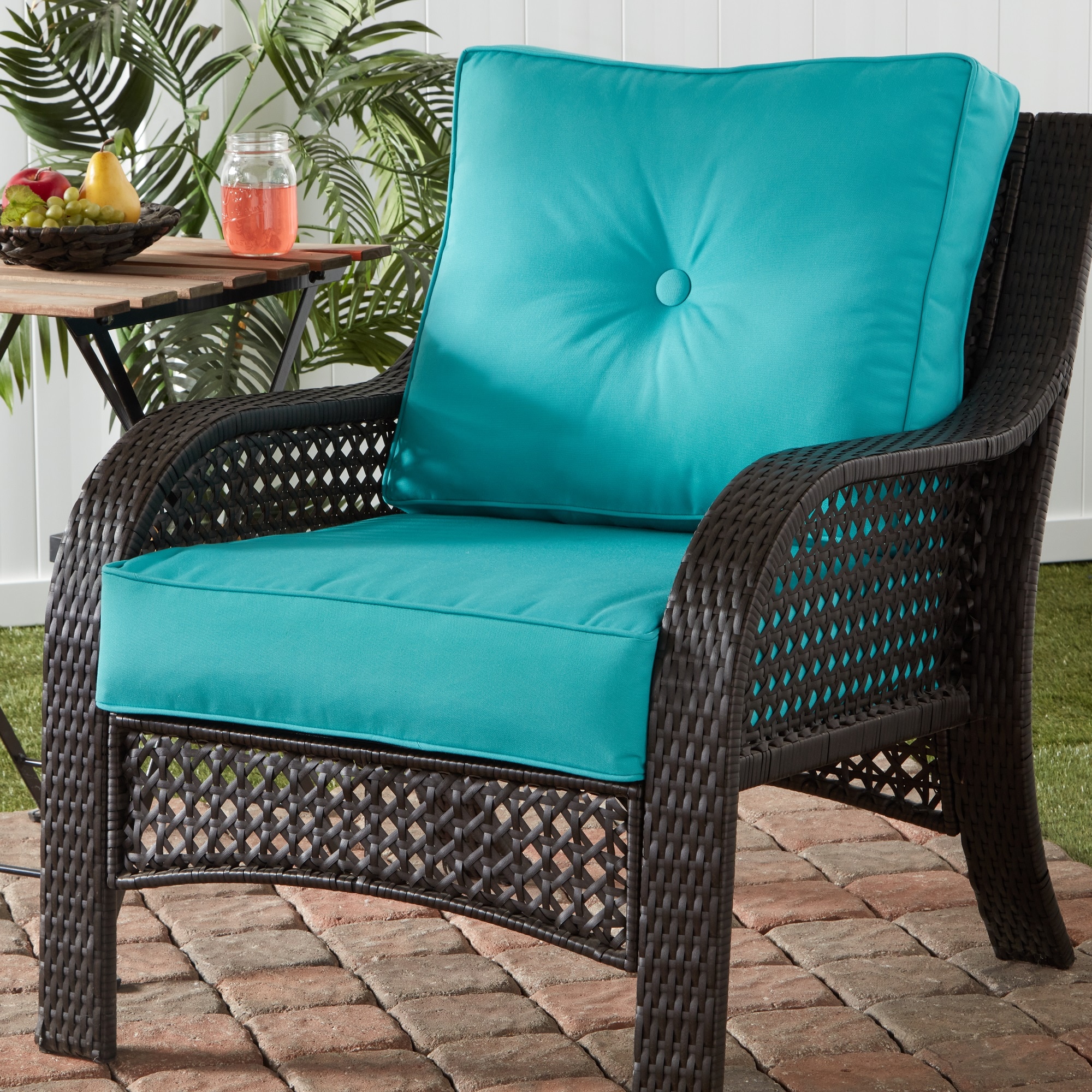 Sunbrella chairs online lowes