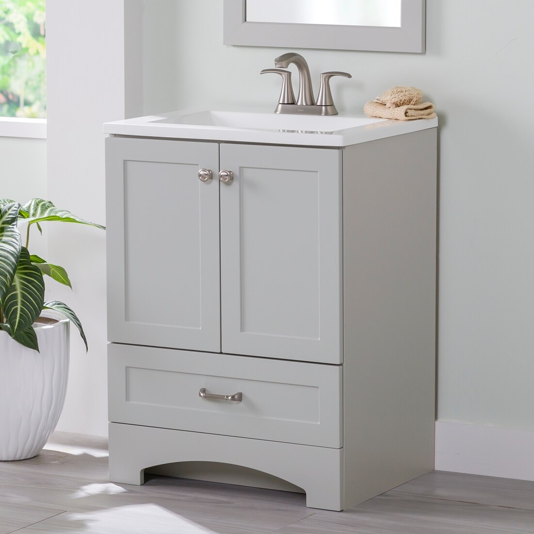 16 Small Bathroom Vanities 24 Inches & Under! - Kelley Nan