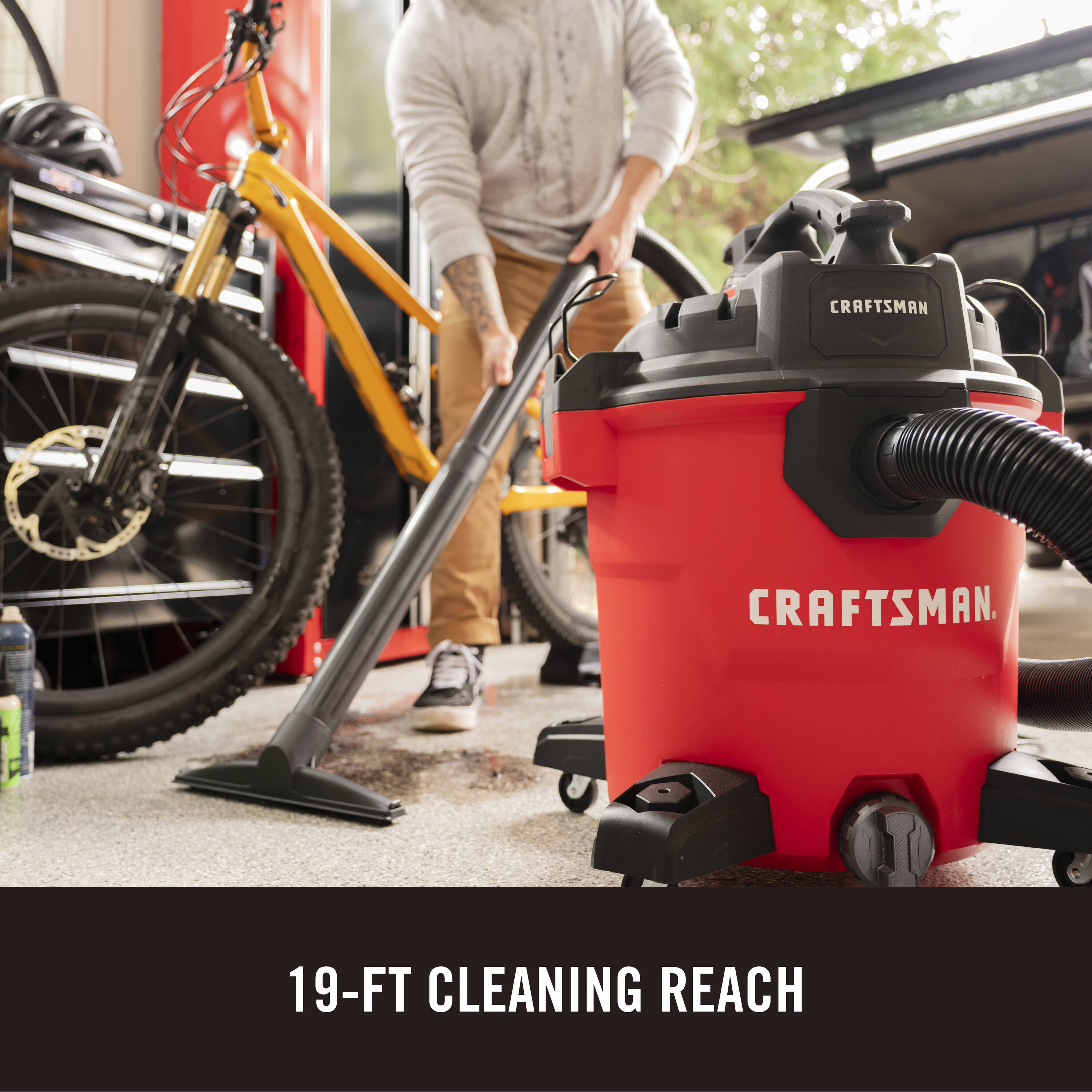 CRAFTSMAN Detachable Blower 12-Gallons 6-HP Corded Wet/Dry Shop Vacuum with  Accessories Included