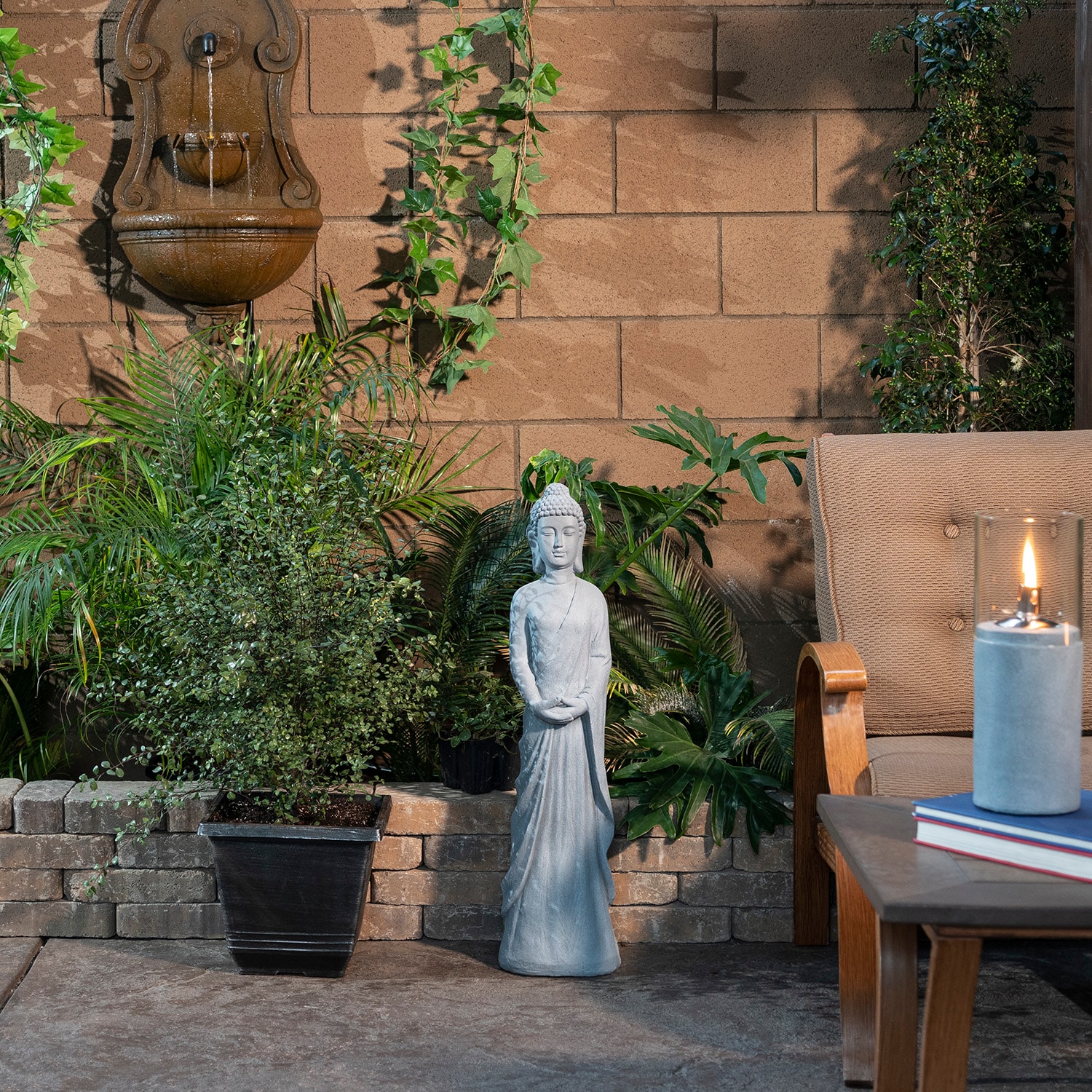 Alpine Corporation DIG286 Garden-Statue - View #2