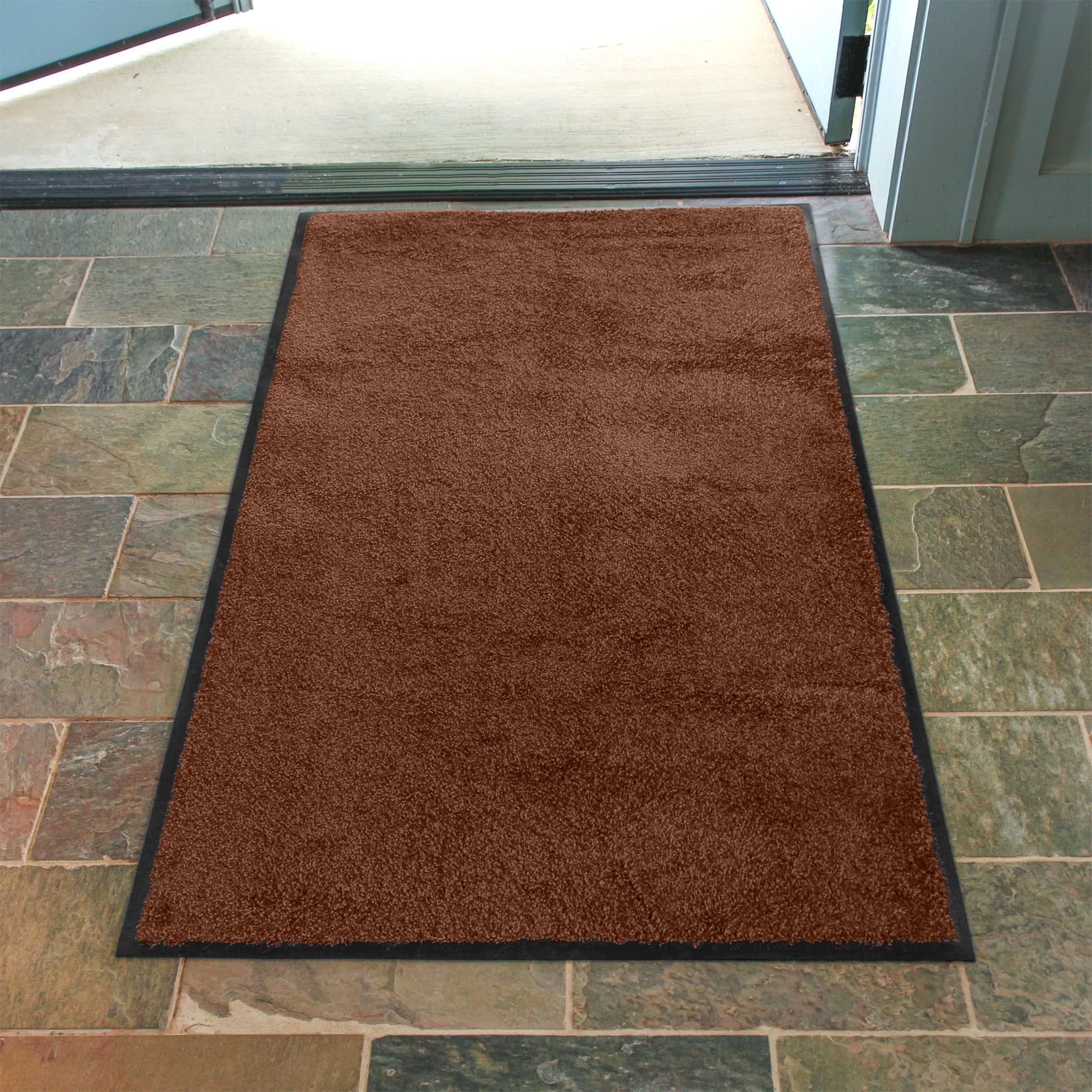 Bungalow Flooring Solid Red Rectangular Indoor or Outdoor Decorative Winter  Door Mat in the Mats department at