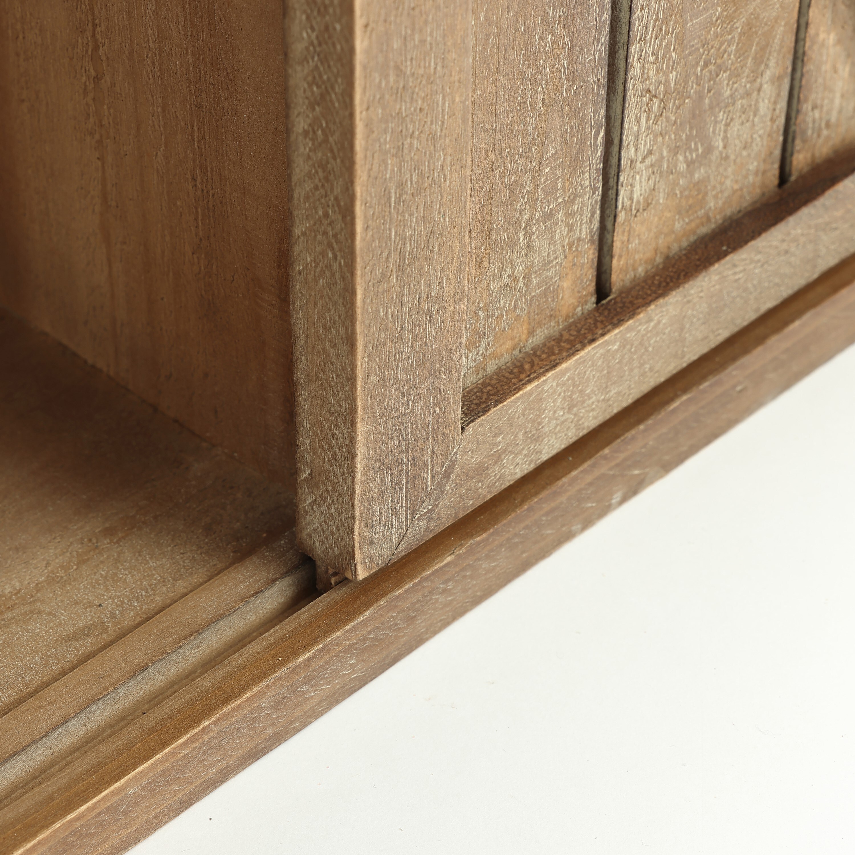 LuxenHome WHIF772 Wall-Mounted-Shelving - View #14