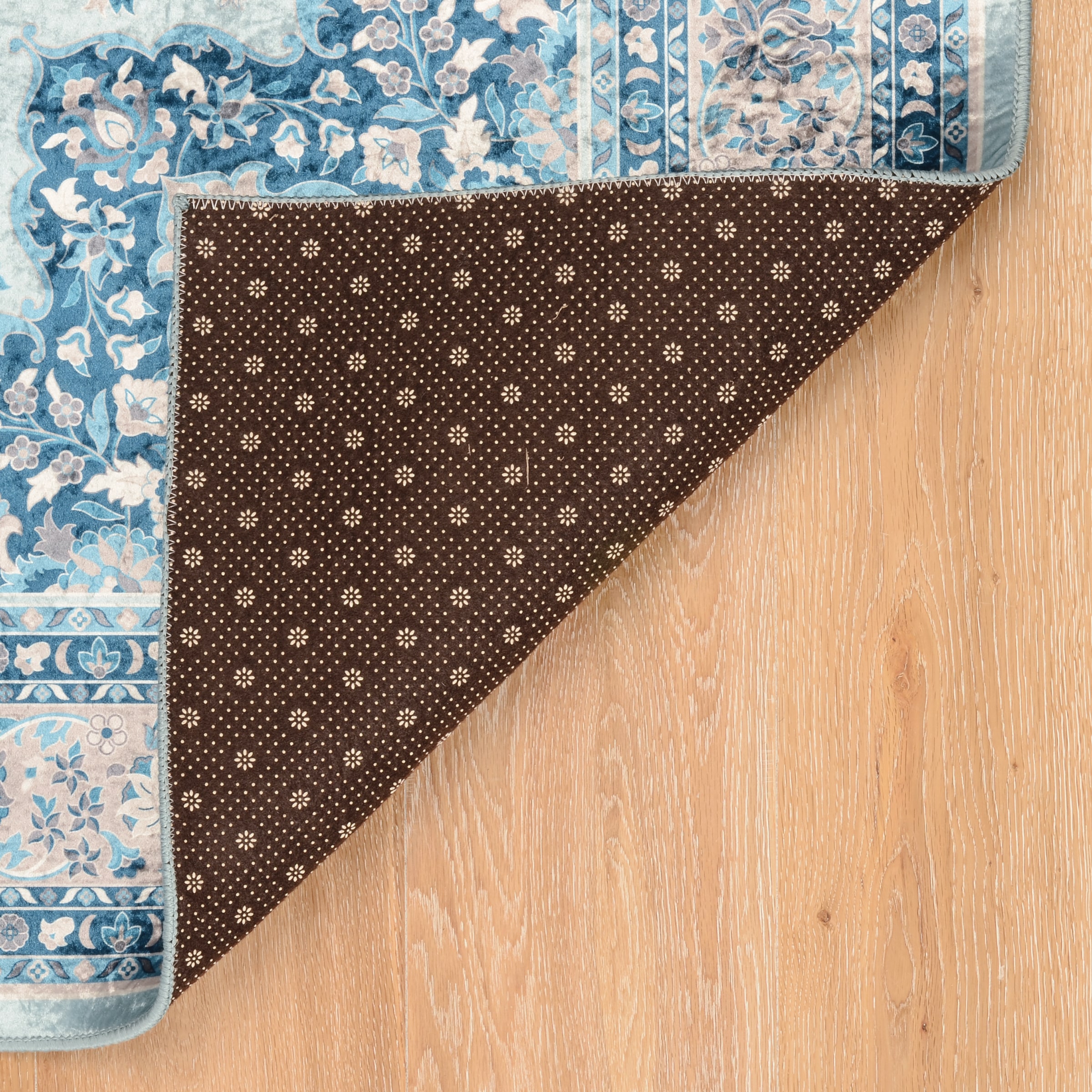 Linon RUGEM1271 rugs - View #3