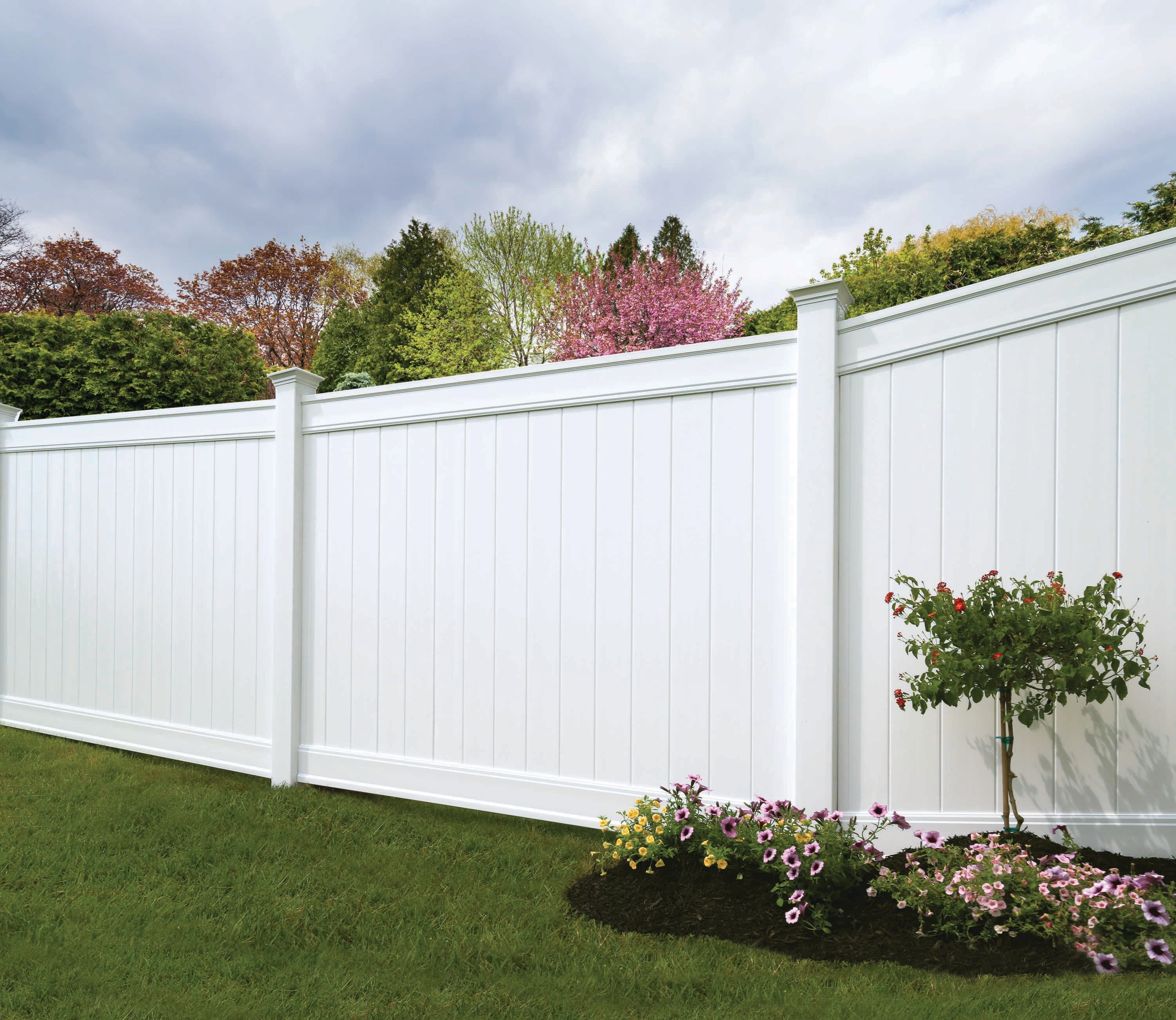 Shop Freedom 6x8 Emblem Ready-to-Assemble Fence at Lowes