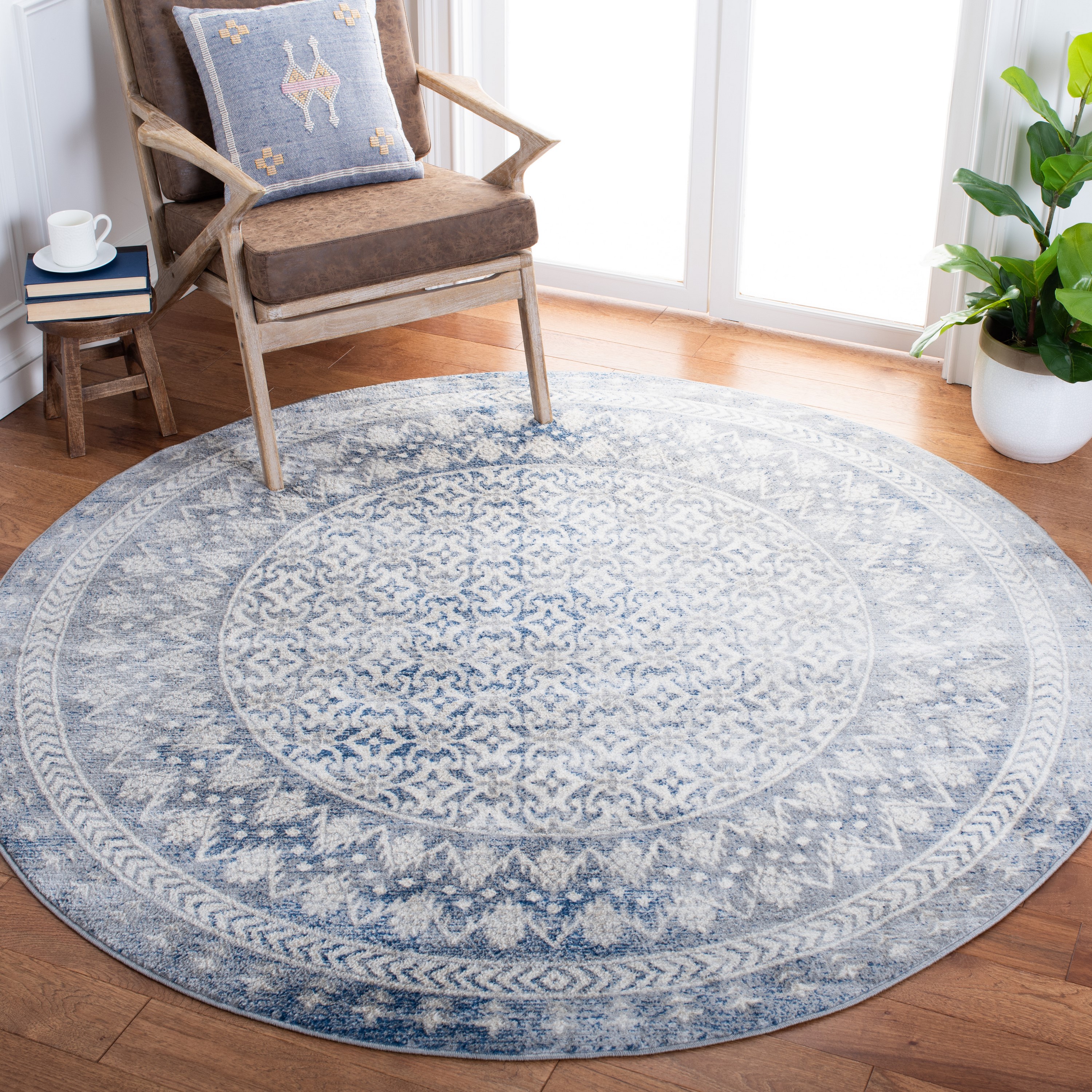 Safavieh BNT899C-7R Brentwood Gusta 7 x 7 (ft) Loomed Polypropylene Ivory/Light Gray Round Indoor Distressed/Overdyed Vintage Area rug