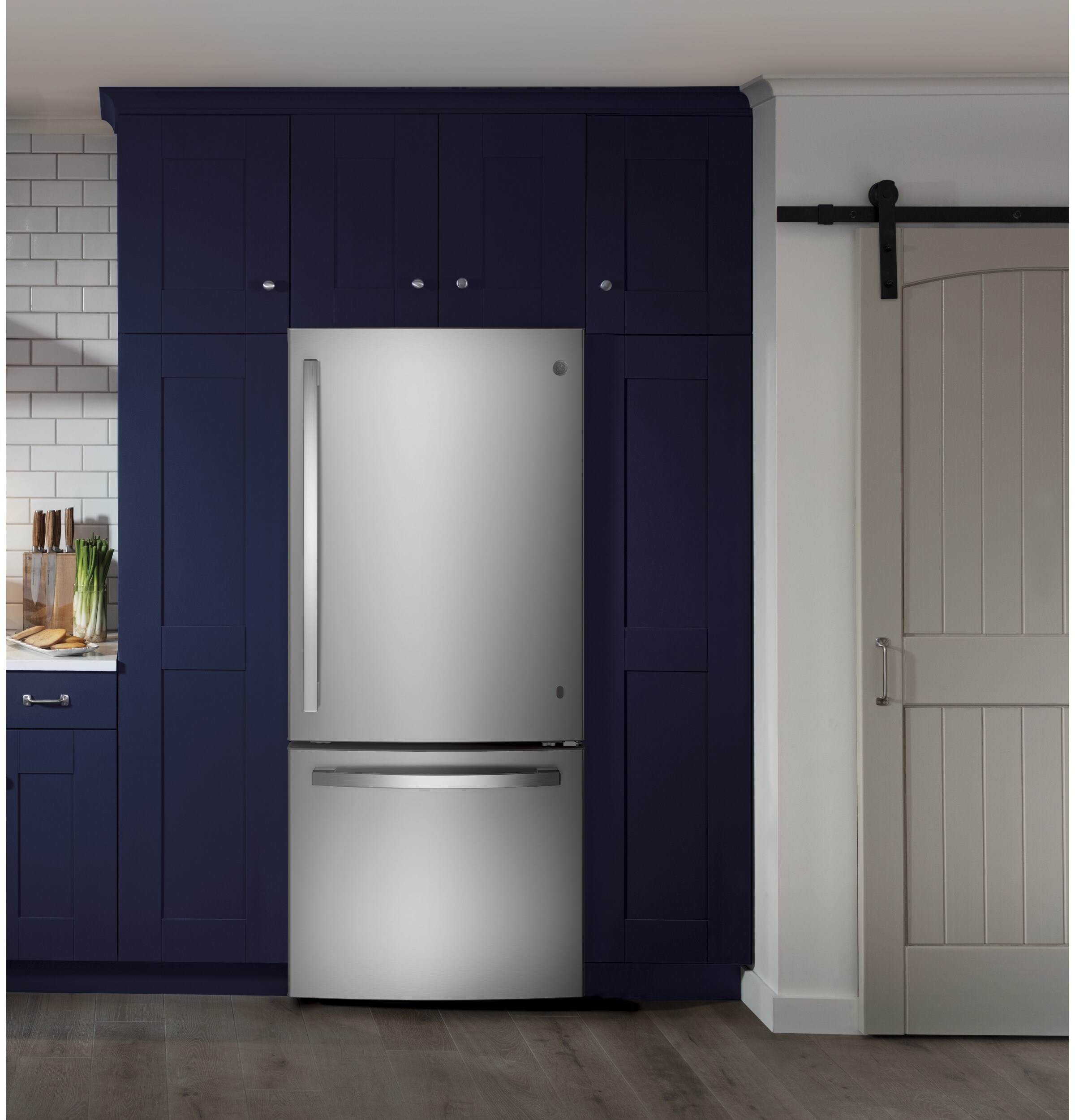 GE GBE21DSKSS Bottom-Freezer-Refrigerators - View #5
