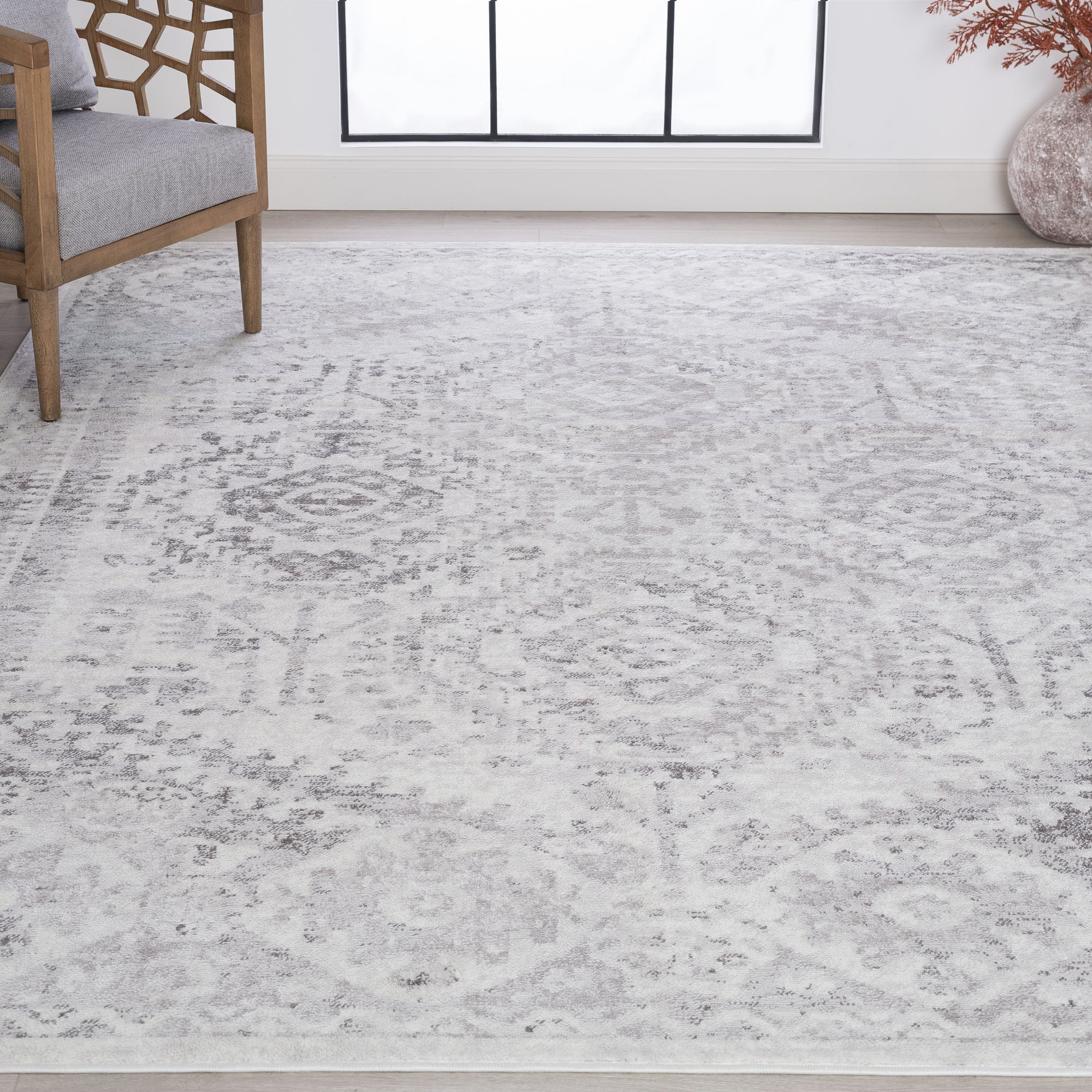 Tayse NEX1402 5X7 Nexus 5 x 7 (ft) Loomed Polypropylene White Rectangular Indoor Area rug