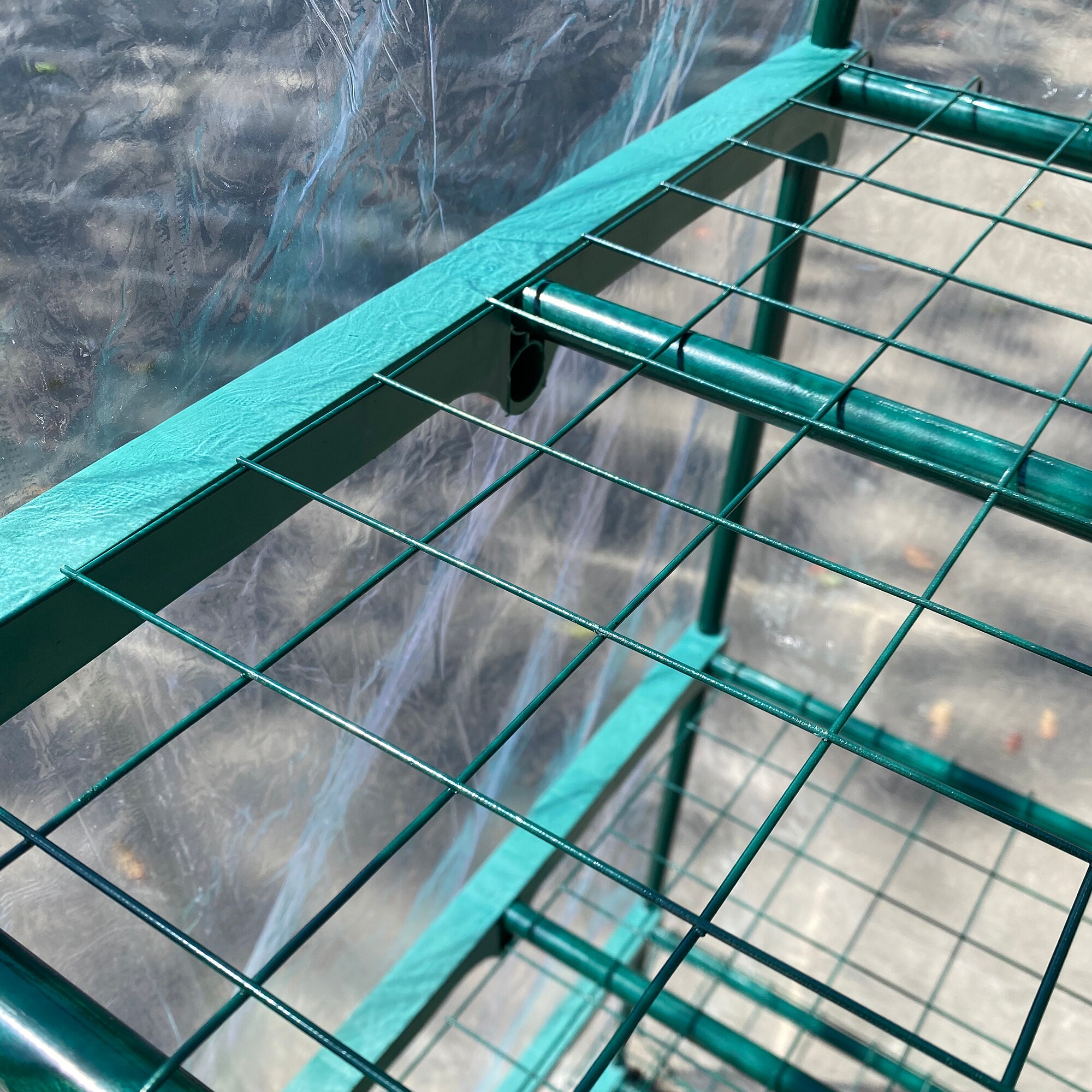 Flynama V-31277 greenhouses - View #2