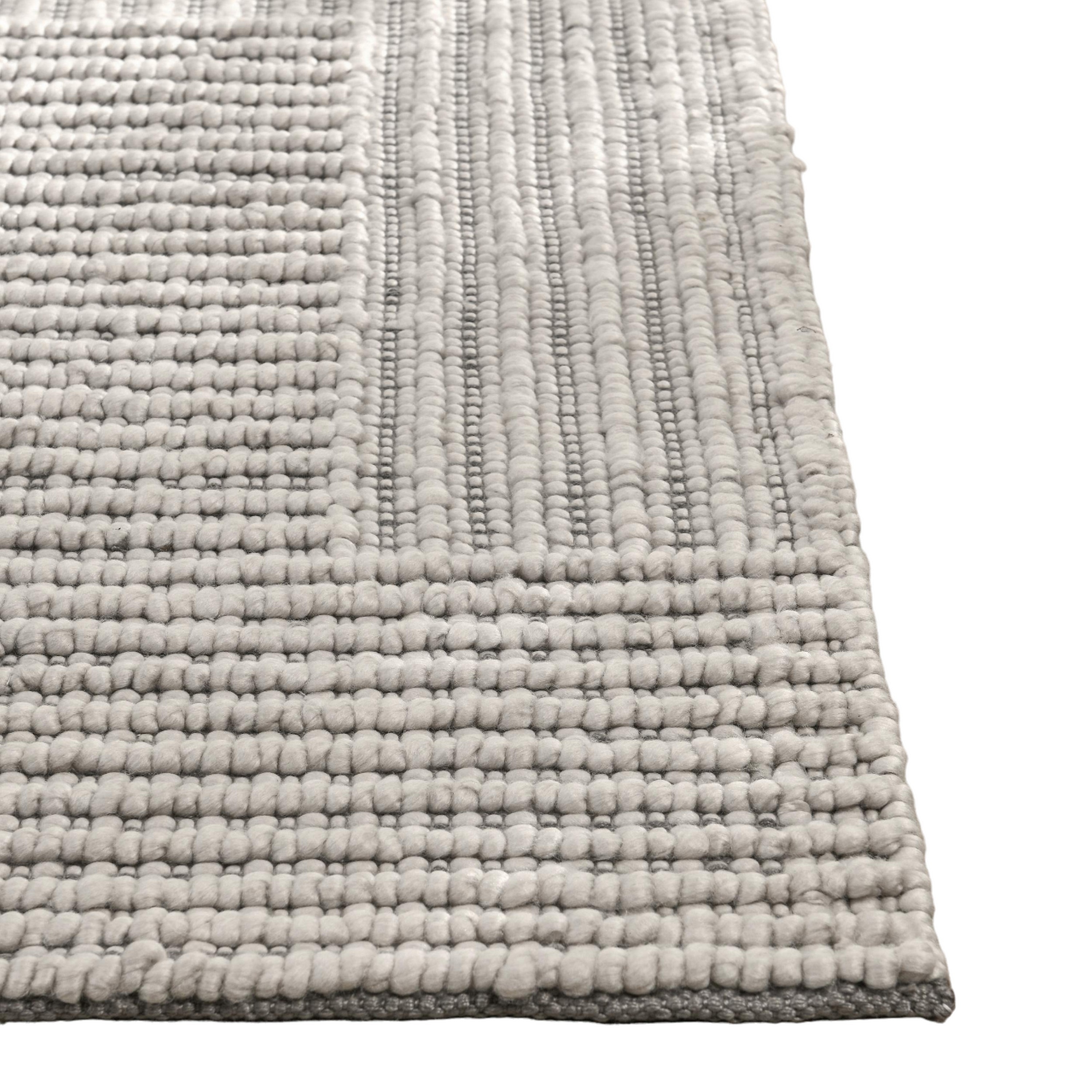 Benzara BM319605 rugs - View #3