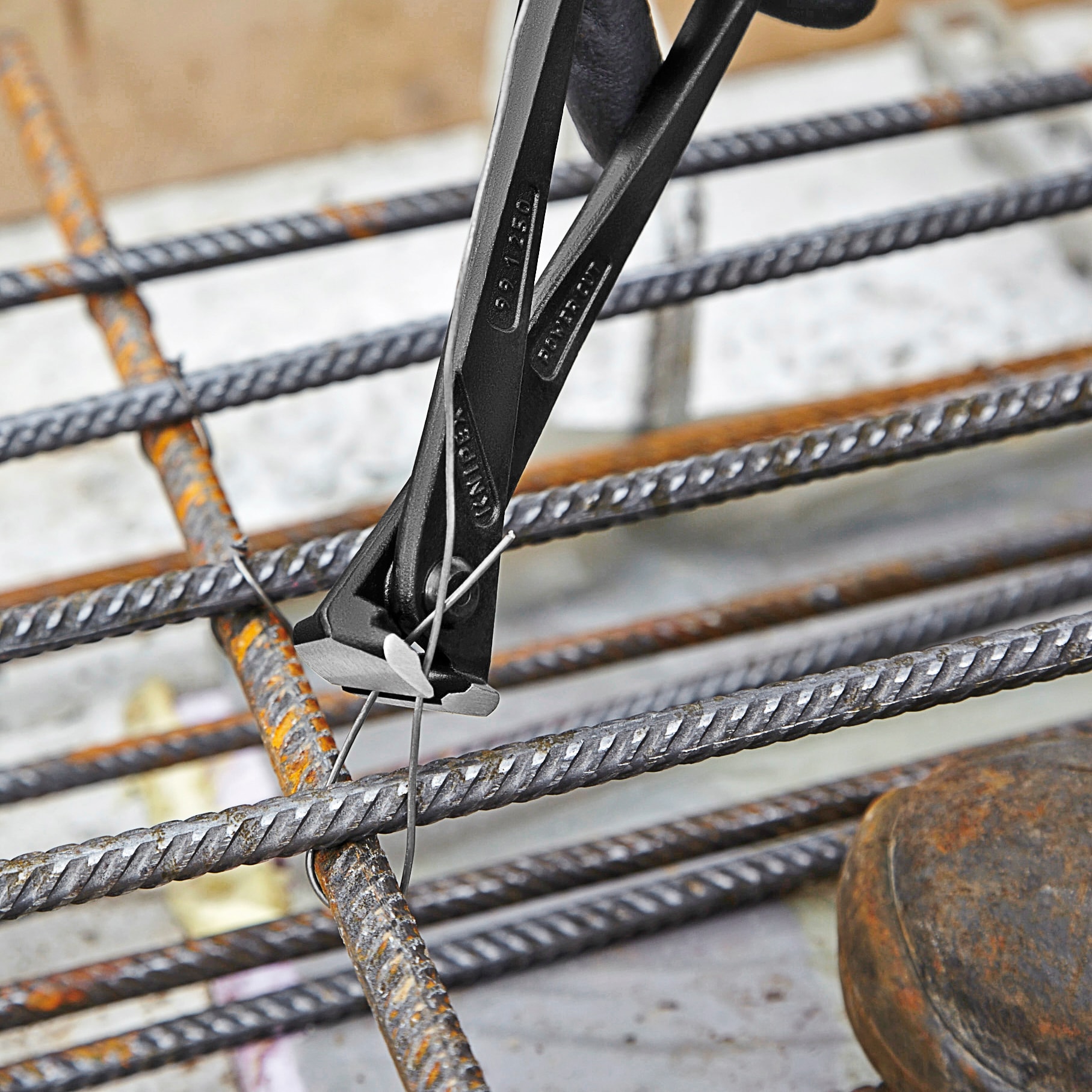 KNIPEX 99 10 250 sidecutters - View #4