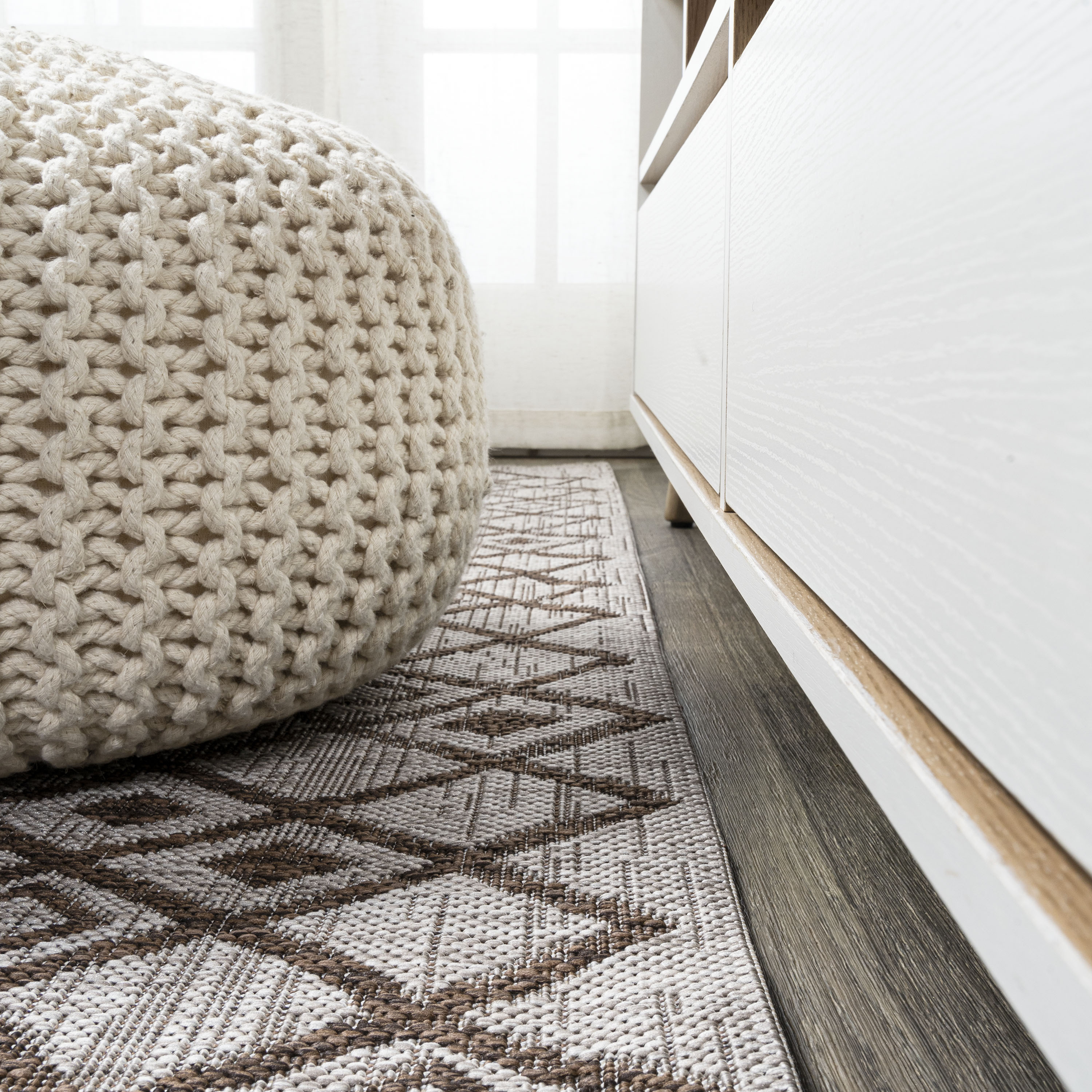 JONATHAN  Y SMB132A-28 rugs - View #10