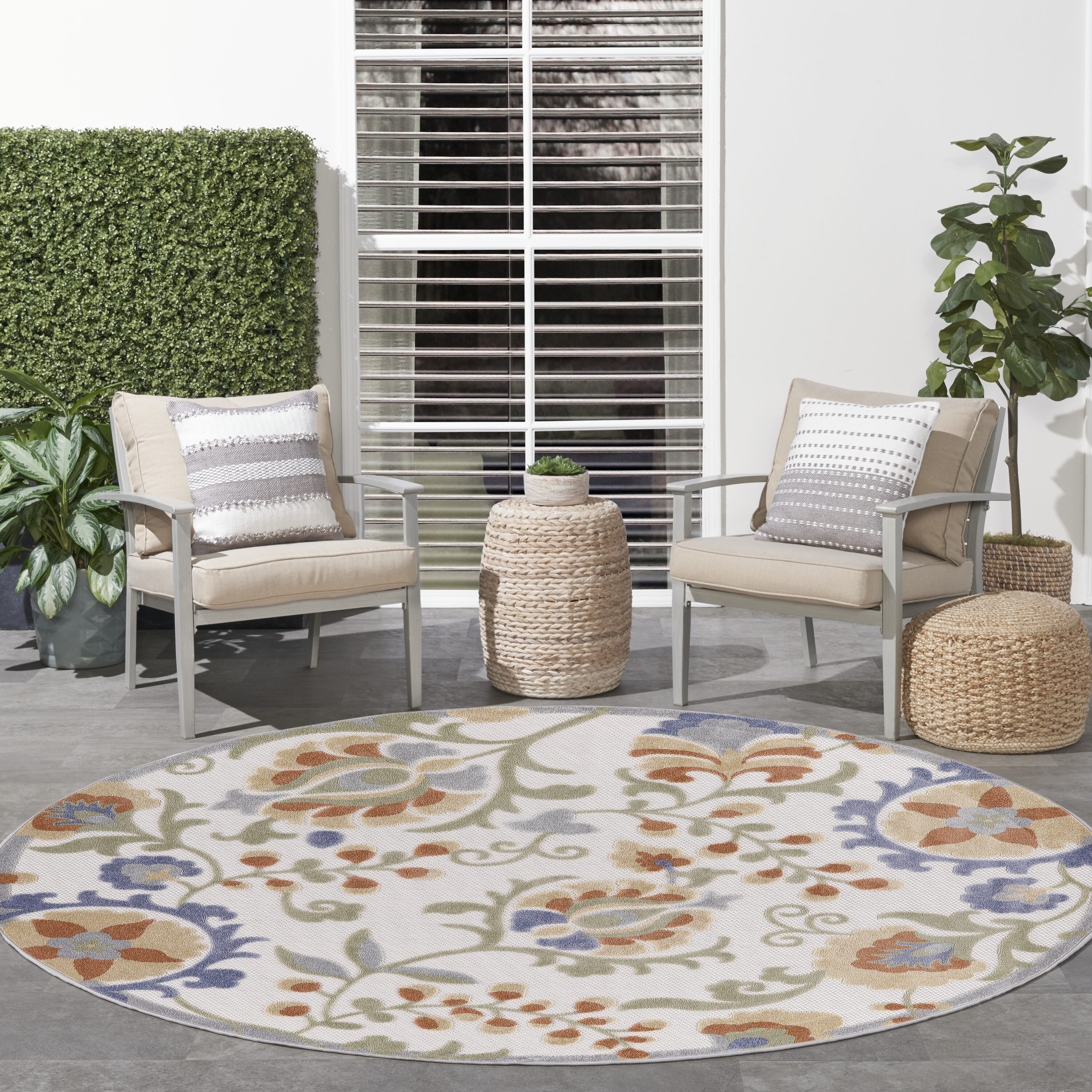 Nourison Home 099446921383 Aloha 5 x 5 (ft) Loomed Polypropylene Ivory Blue Round Indoor/Outdoor Floral/Botanical Farmhouse/Cottage Area rug