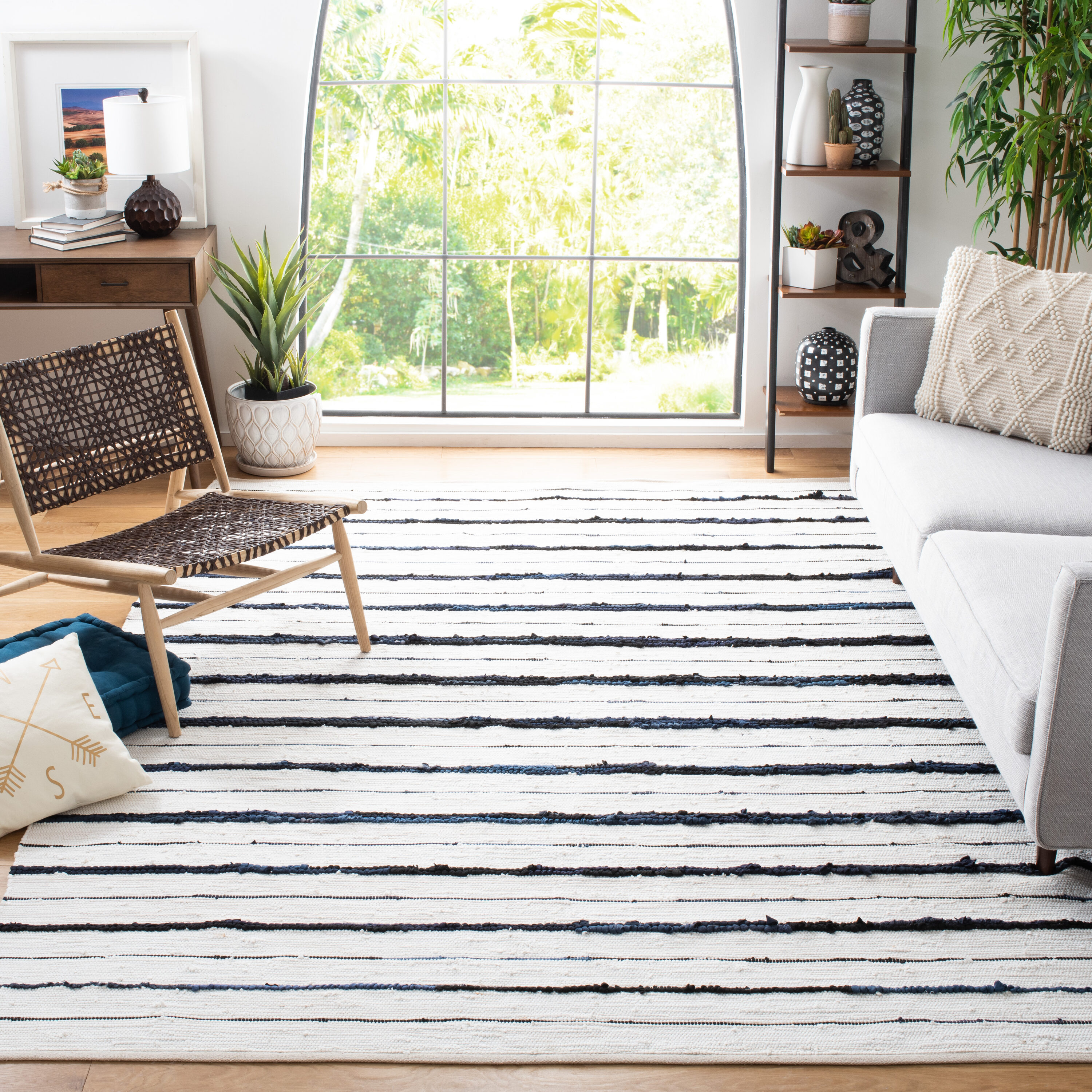  Montauk 623 Navy/Ivory Contemporary 8ft x 10ft Large Rectangle Rug