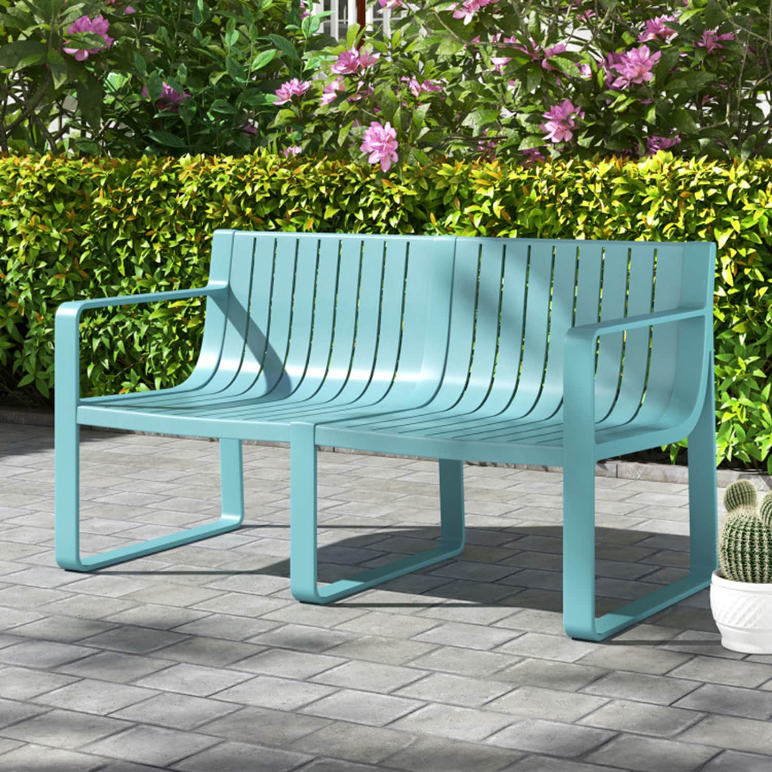 Mondawe MO-NP11949BL Blue Polyethylene Frame Stationary Beach Chair with Solid Seat