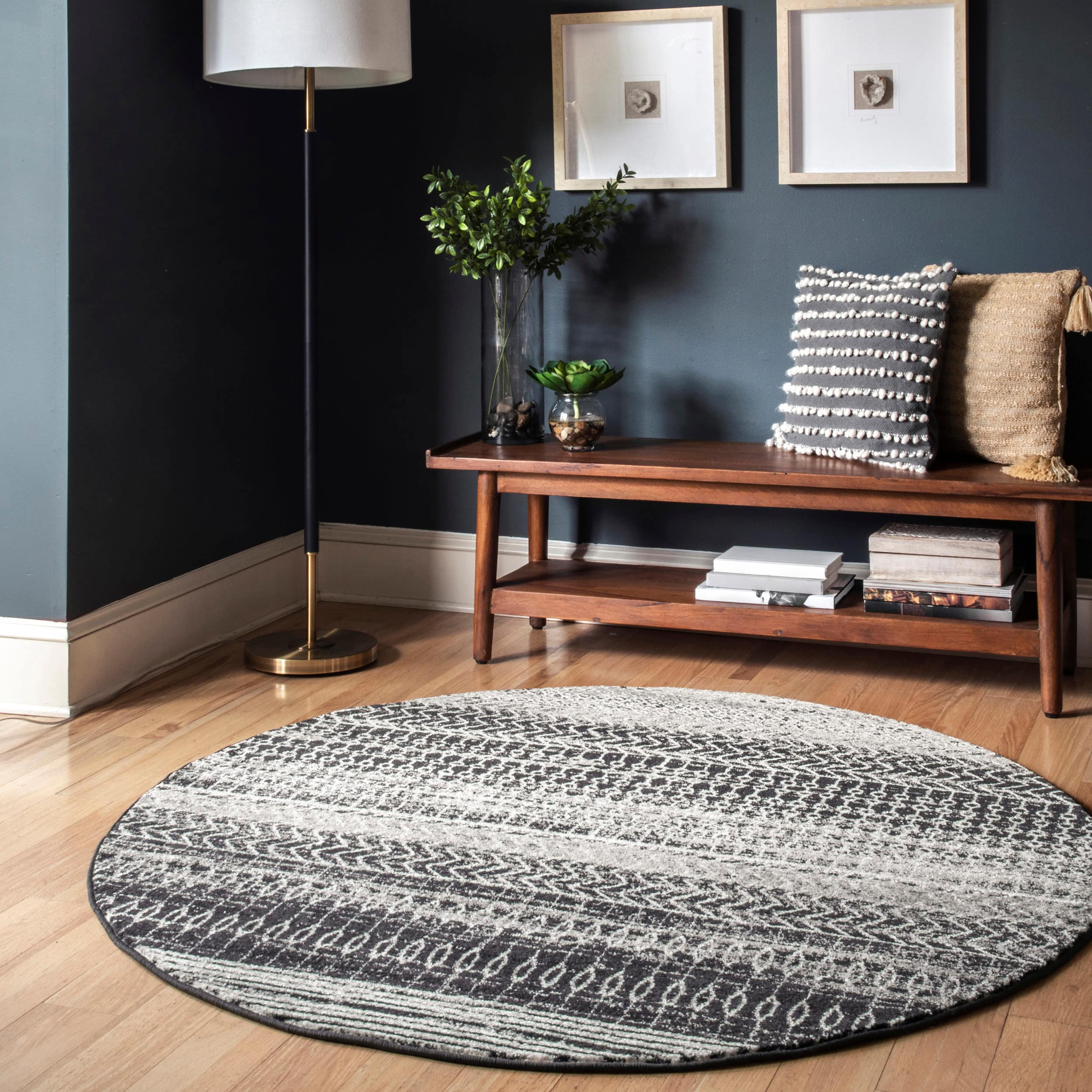 nuLOOM RZBD65A-R505 5 x 5 (ft) Loomed Polypropylene Dark Grey Round Indoor Stripe Vintage Area rug