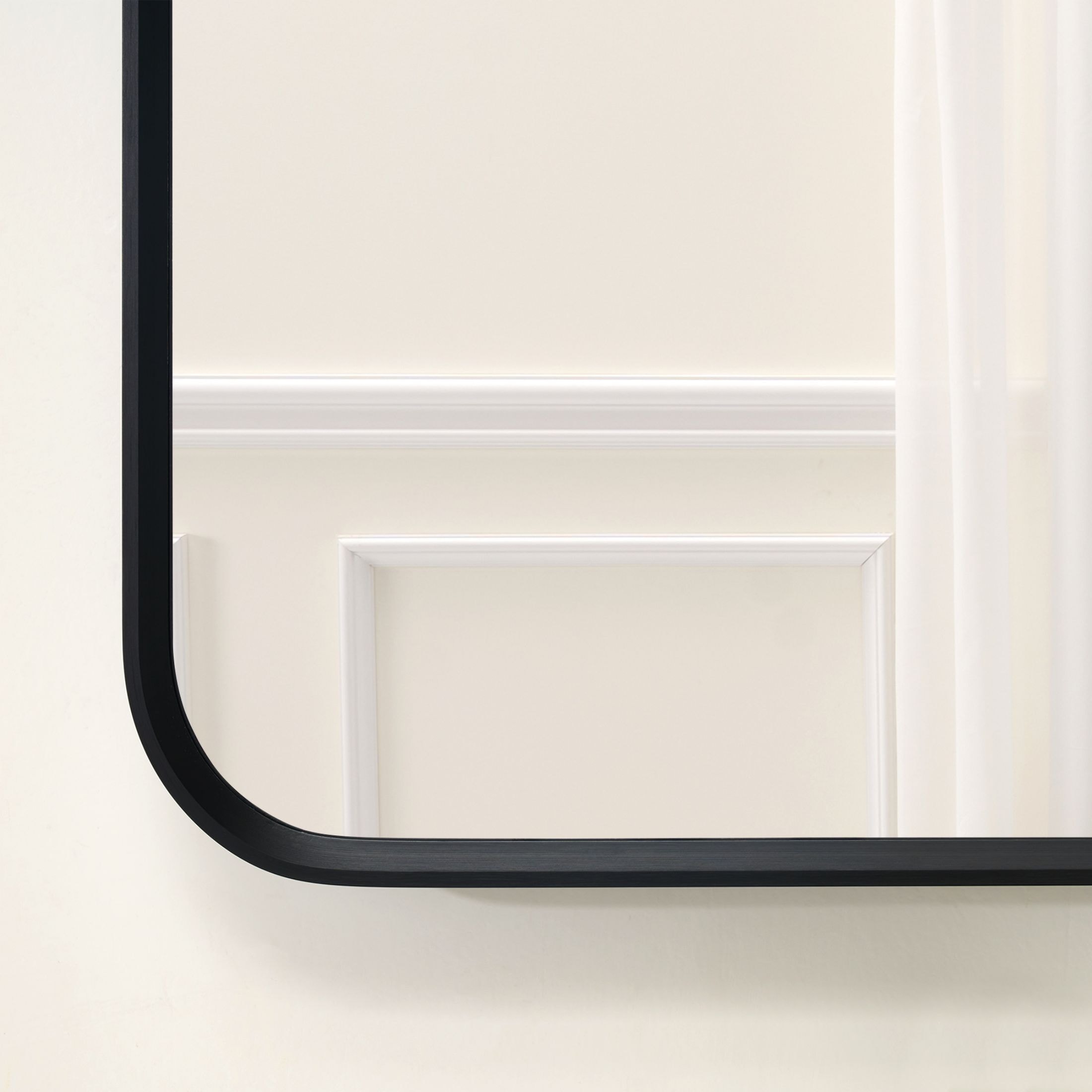 WELLFOR 20.5-in x 33.5-in Surface/Recessed Mount White Mirrored Oval Soft Close Medicine Cabinet
