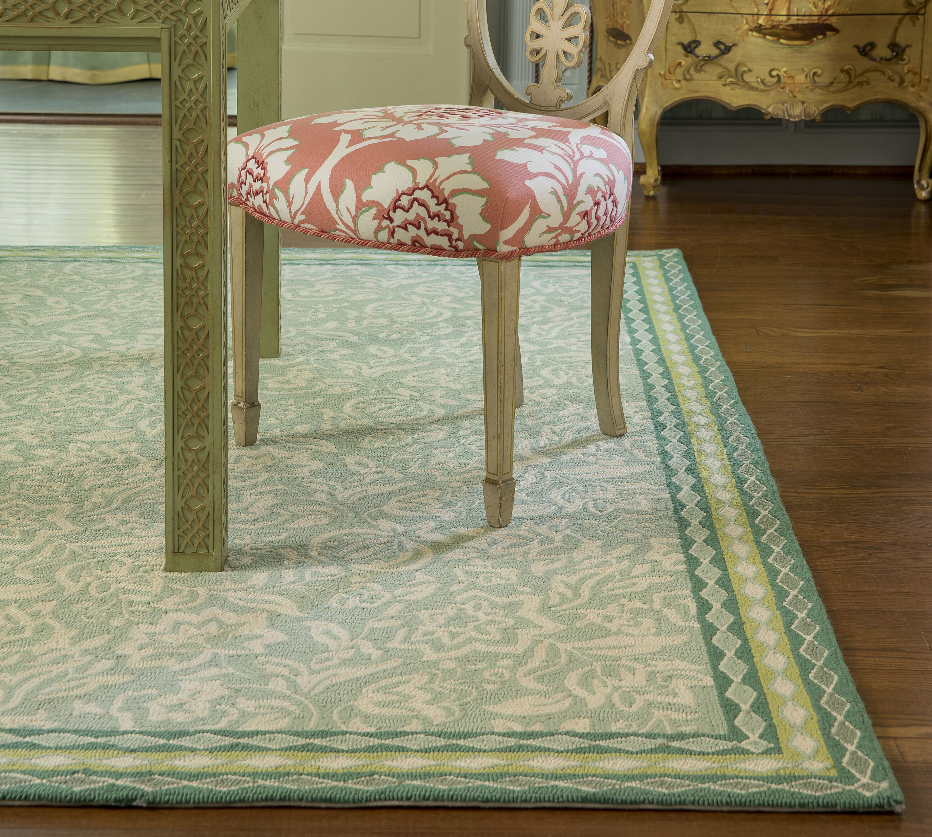 Momeni UNDERUND-2GRN3959 Under A Loggia 4 x 6 (ft) Hooked Polypropylene Green Rectangular Indoor/Outdoor Floral/Botanical Coastal Area rug