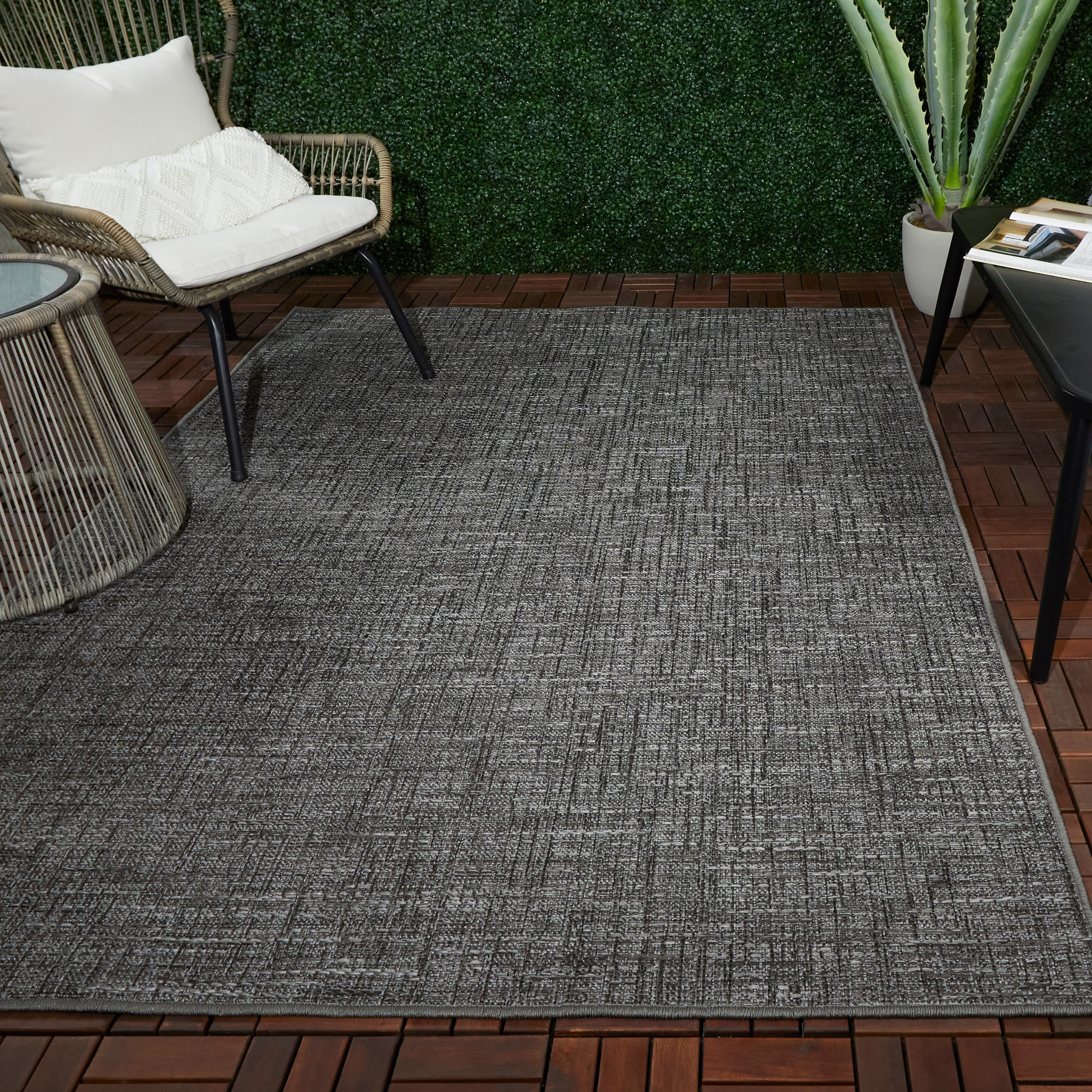 Balta 3010884 5 x 7 (ft) Polypropylene Charcoal Rectangular Indoor/Outdoor Solid Area rug