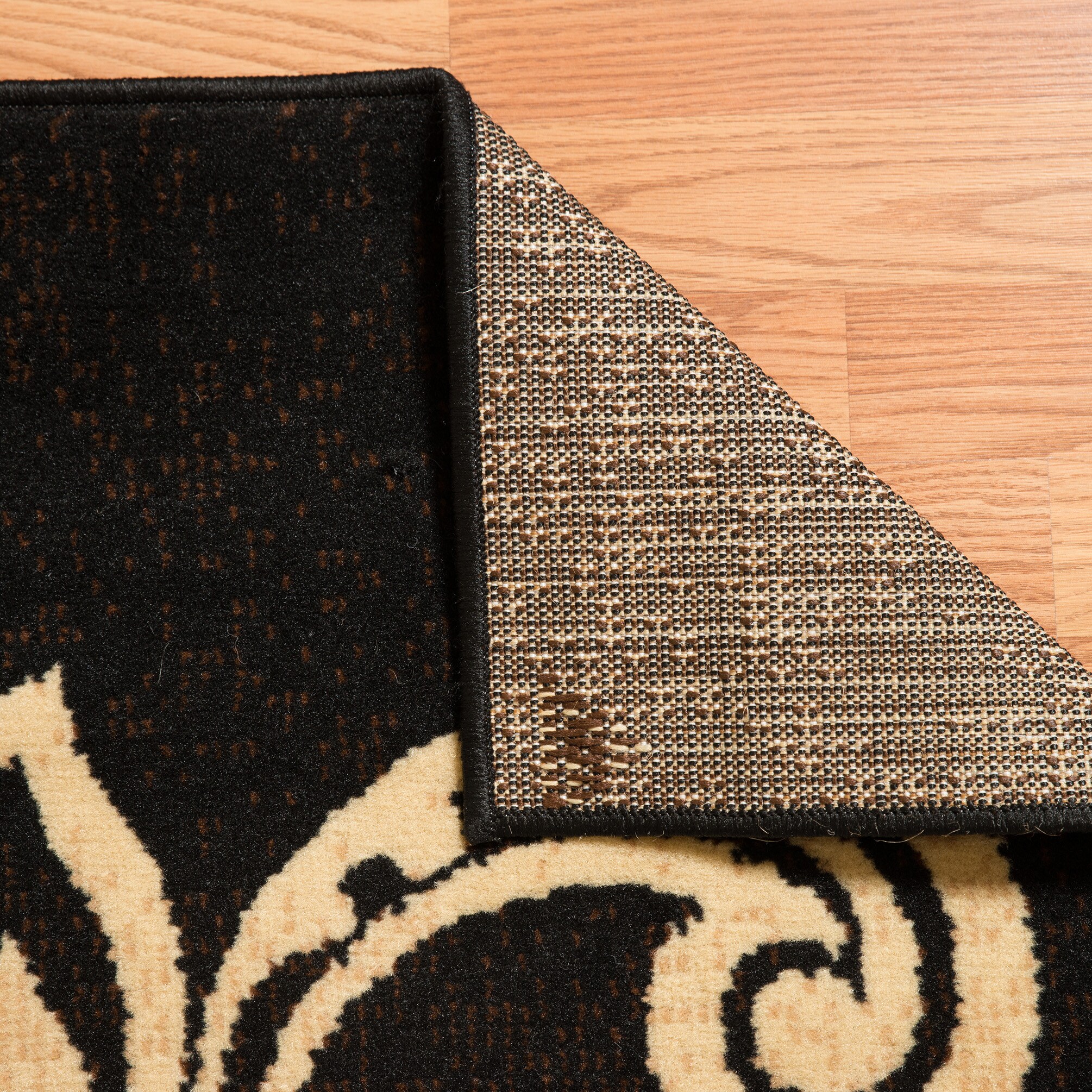 United Weavers Of America 851 10826 24 rugs - View #6