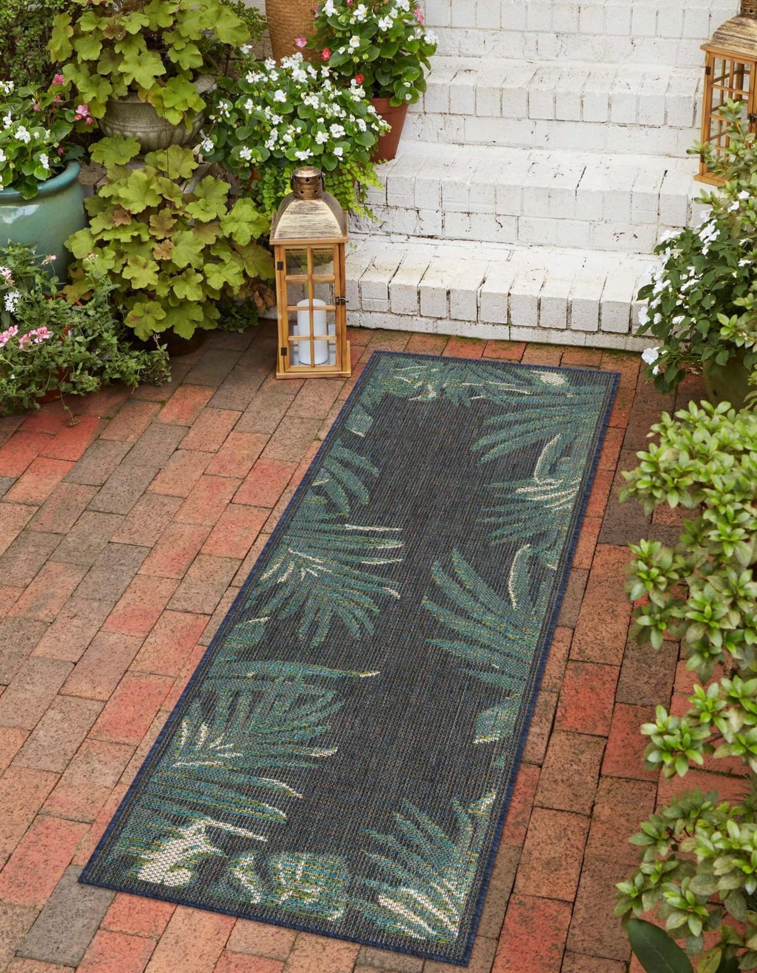Unique Loom 3176991 Bufadora Baja Outdoor 2 x 4 (ft) Loomed Polypropylene Navy Rectangular Indoor/Outdoor Floral/Botanical Coastal Runner rug