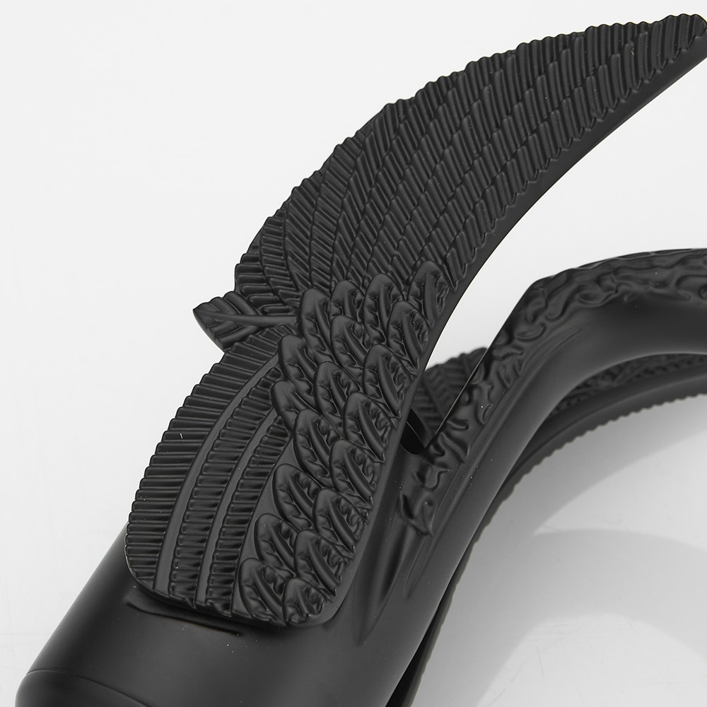 Matte Black Swan Single Hole Bathroom Faucet with Metal Drain