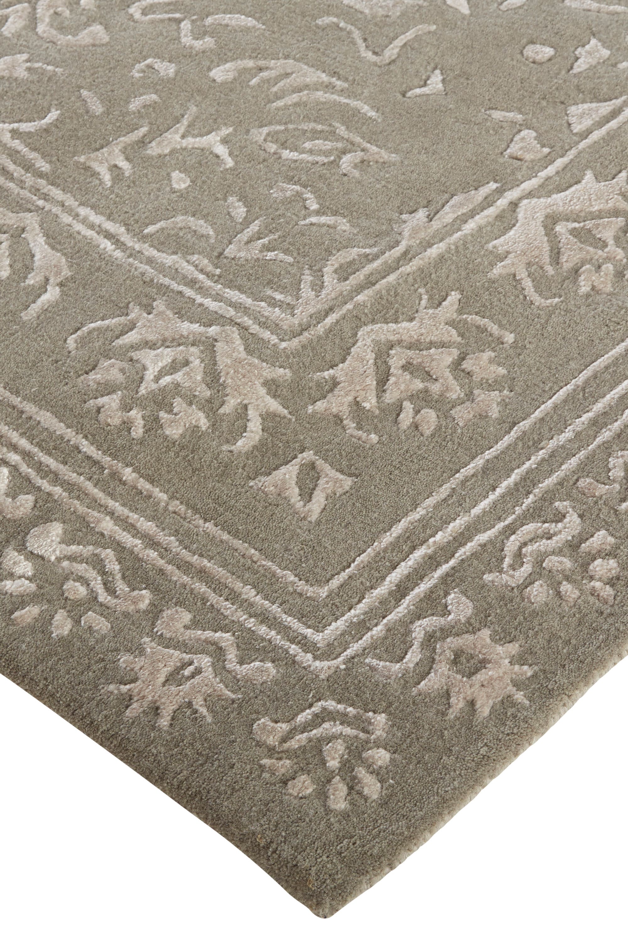Handmade Silken Wool 8' x 10' Floral Tufted Area Rug in Gray and Taupe