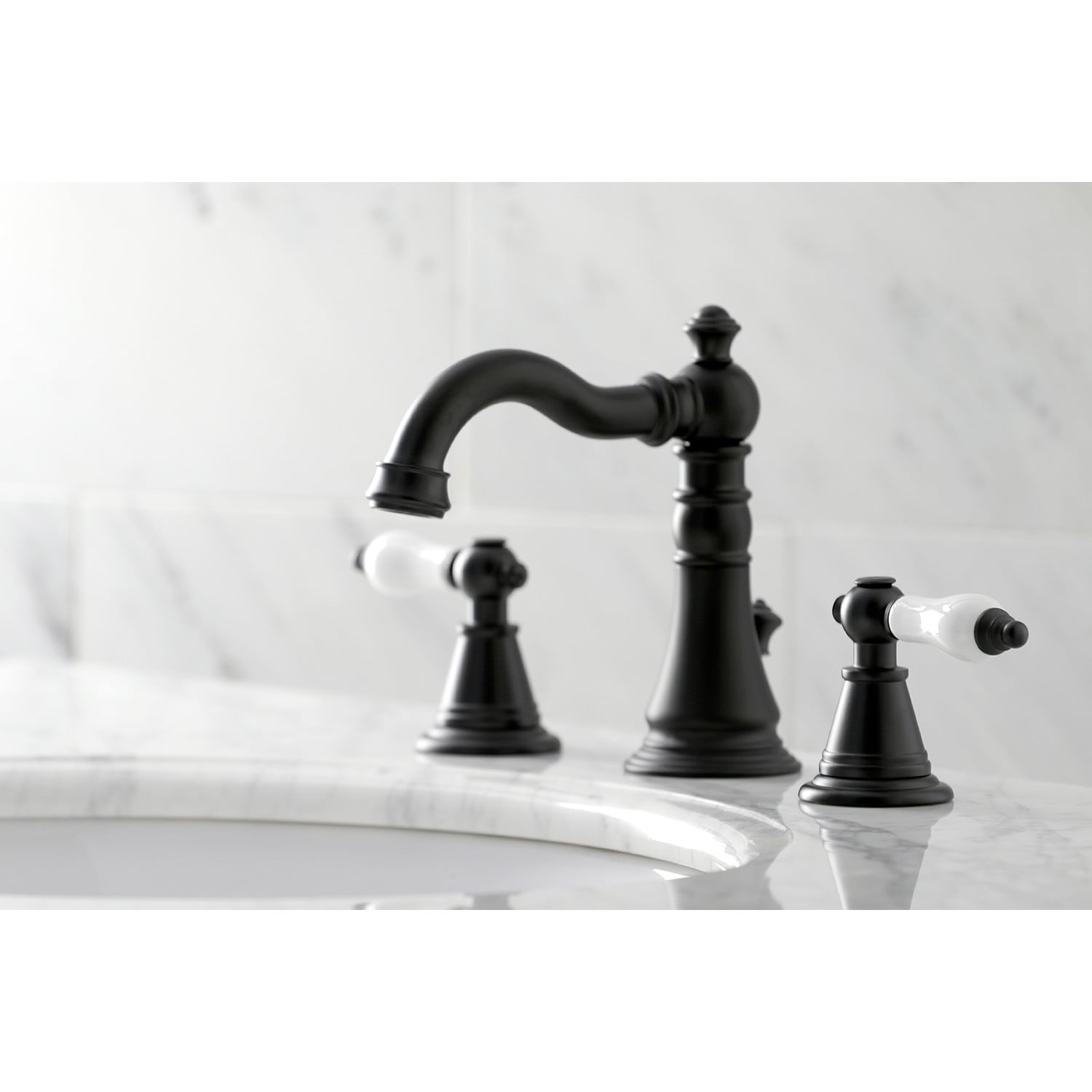 Kingston Brass English Classic Matte Black Widespread 2-Handle Bathroom ...